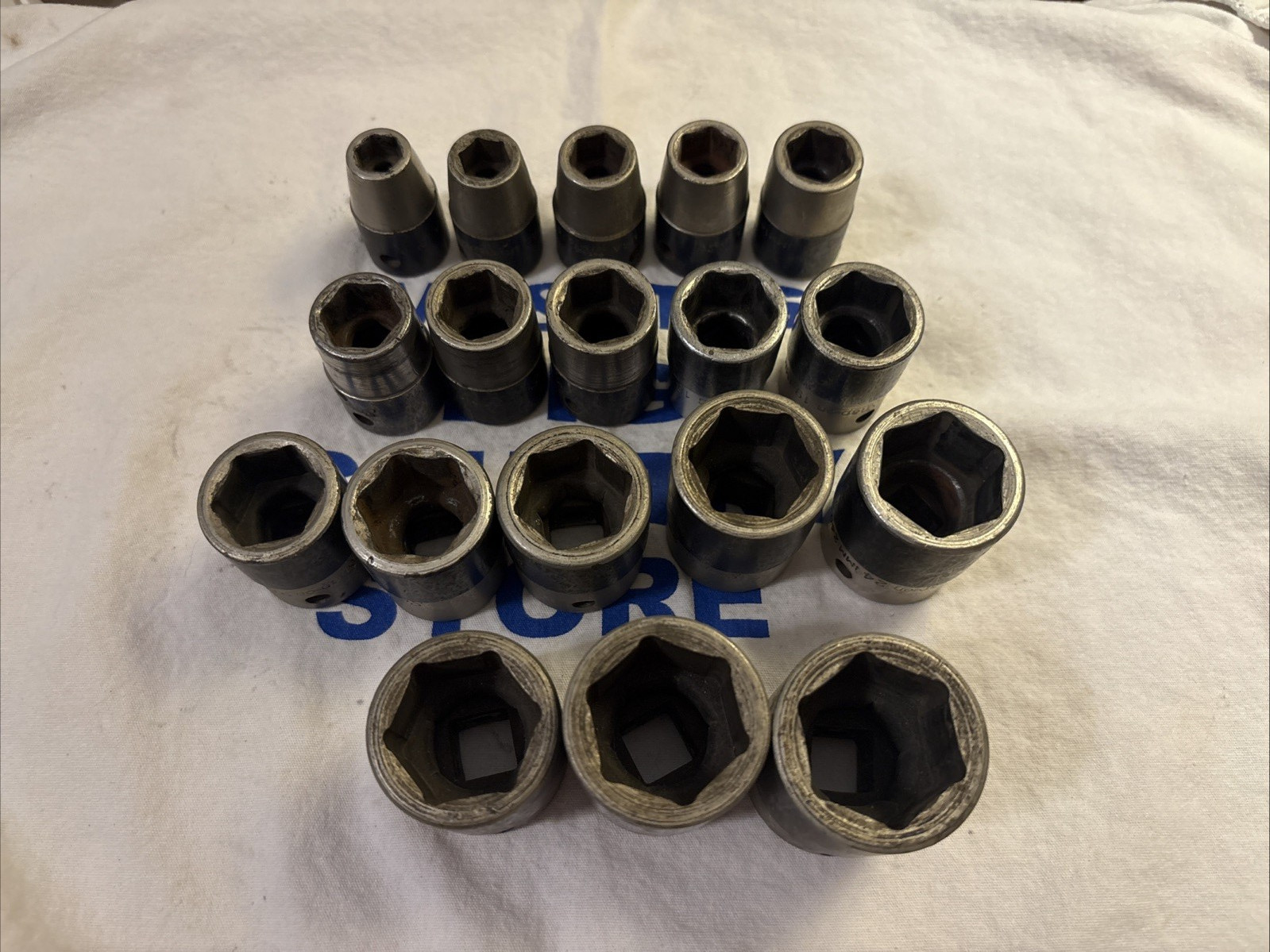 Snap-on Tools USA 1/2″ Drive 18pc 6pt Metric 10mm-27mm Shallow Impact Socket Set