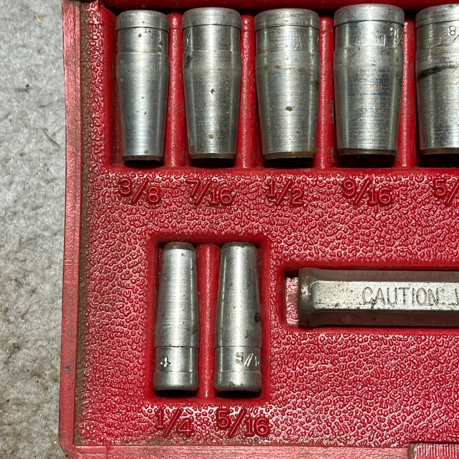BLUE POINT PGH8A 11 PIECE GASKET PUNCH SET 1/4 – 1″ . B507