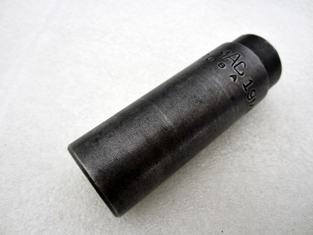 MAC Tools 1/2″ Drive 19mm 6pt Deep Impact Socket VDP6 Made in USA