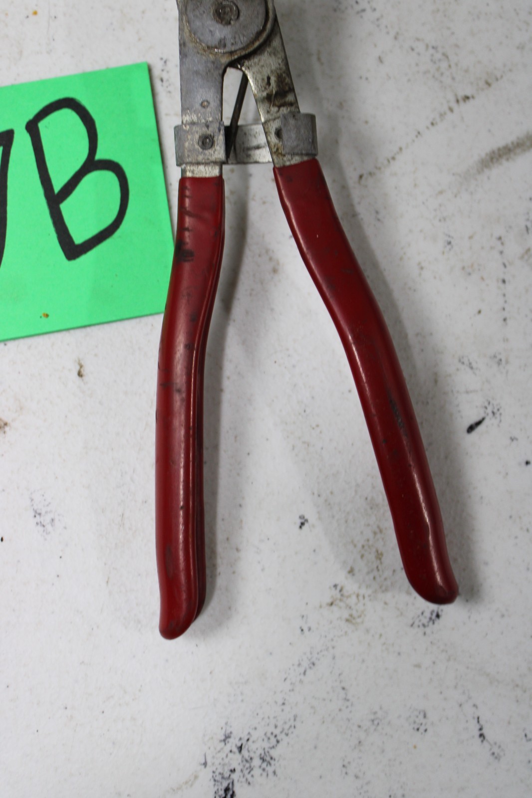 Blue Point spring loaded spark plug wire boot pliers red handles YA824A USA