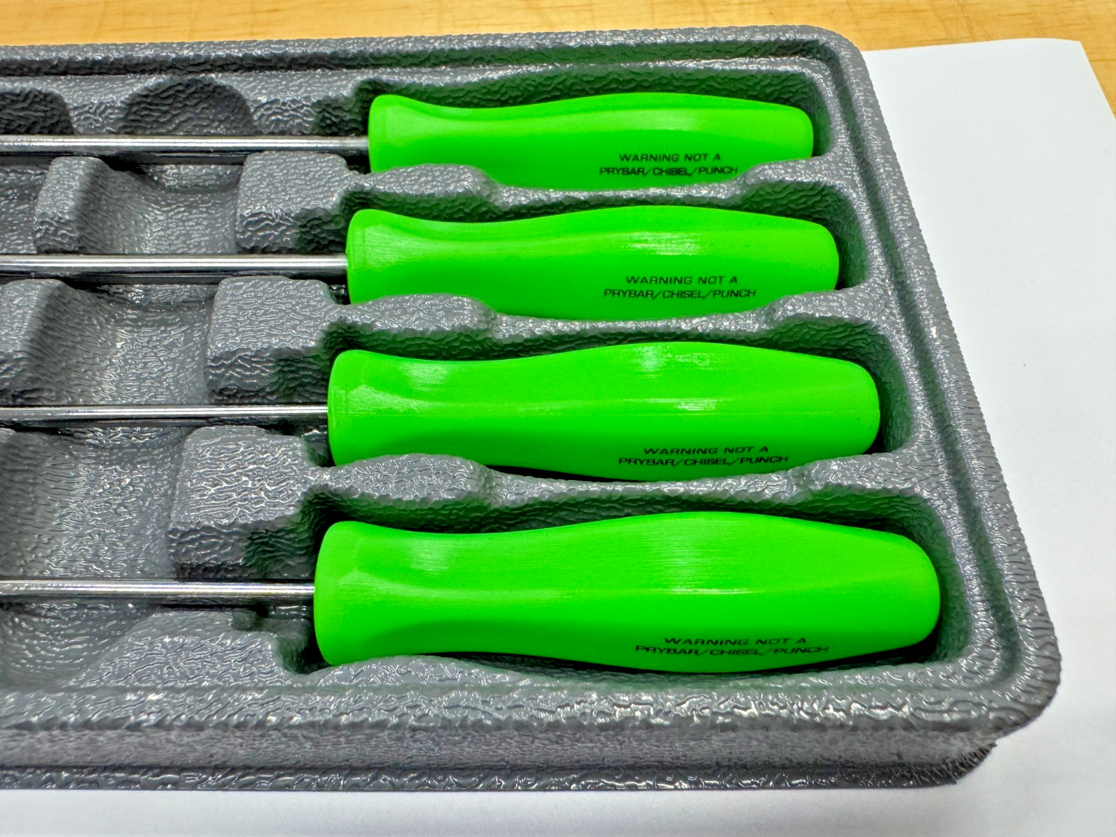 Snap-on Tools USA NEW GREEN 4pc Mini Hard Grip Combo Screwdriver Set SDDX40AG
