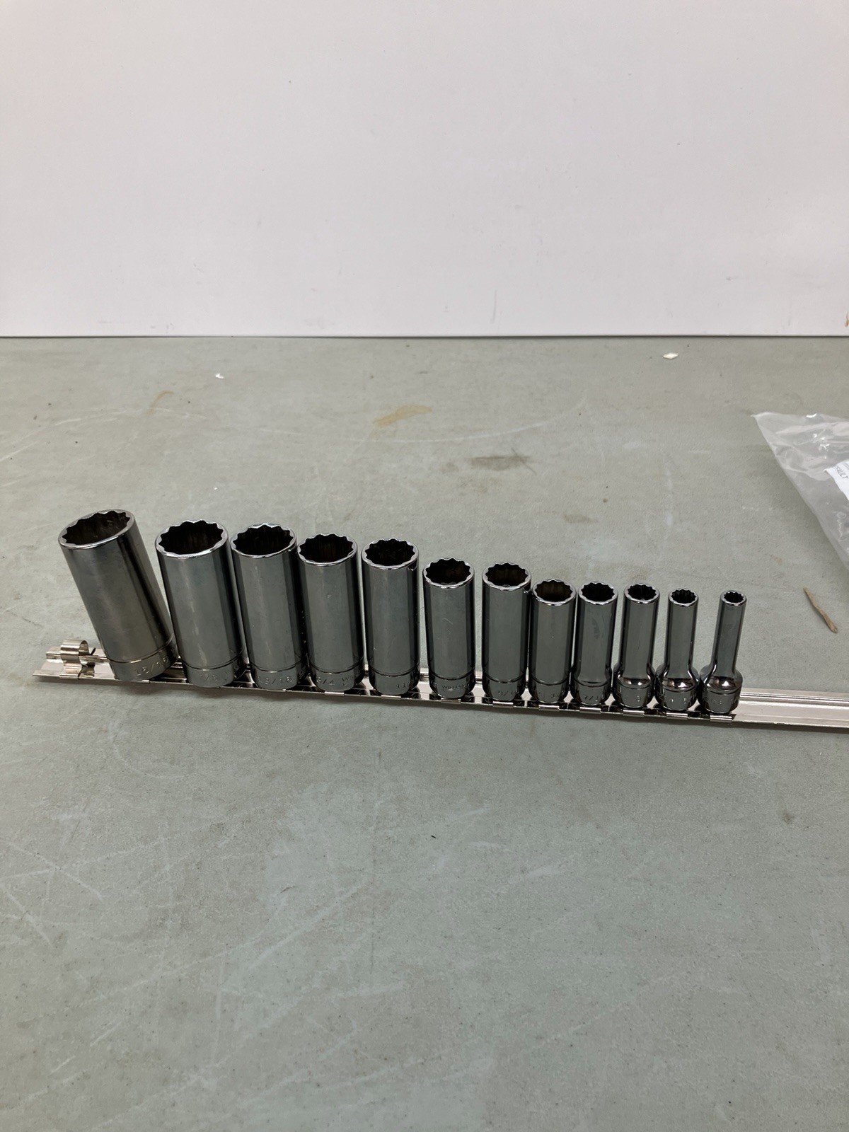 Williams 12-Piece 3/8″ Drive SAE Deep Chrome Socket Set (1/4″ – 15/16″)