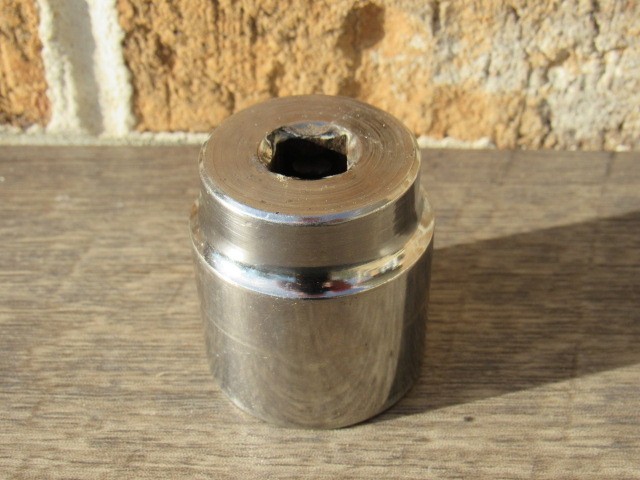 MATCO C422 1/2″ DRIVE 1 5/16″ CHROME SHALLOW 12 POINT 1 & 5/16″ C 422 SOCKET SAE