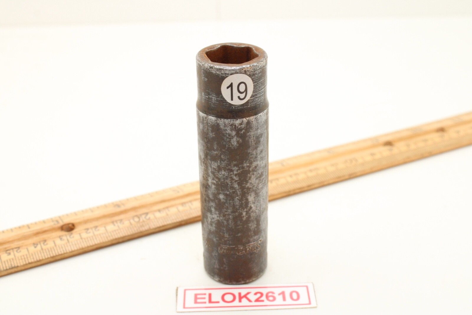 Snap-On Tools SIM180 1/2″ Drive 6 Point SAE 9/16″ Deep Impact Socket USA