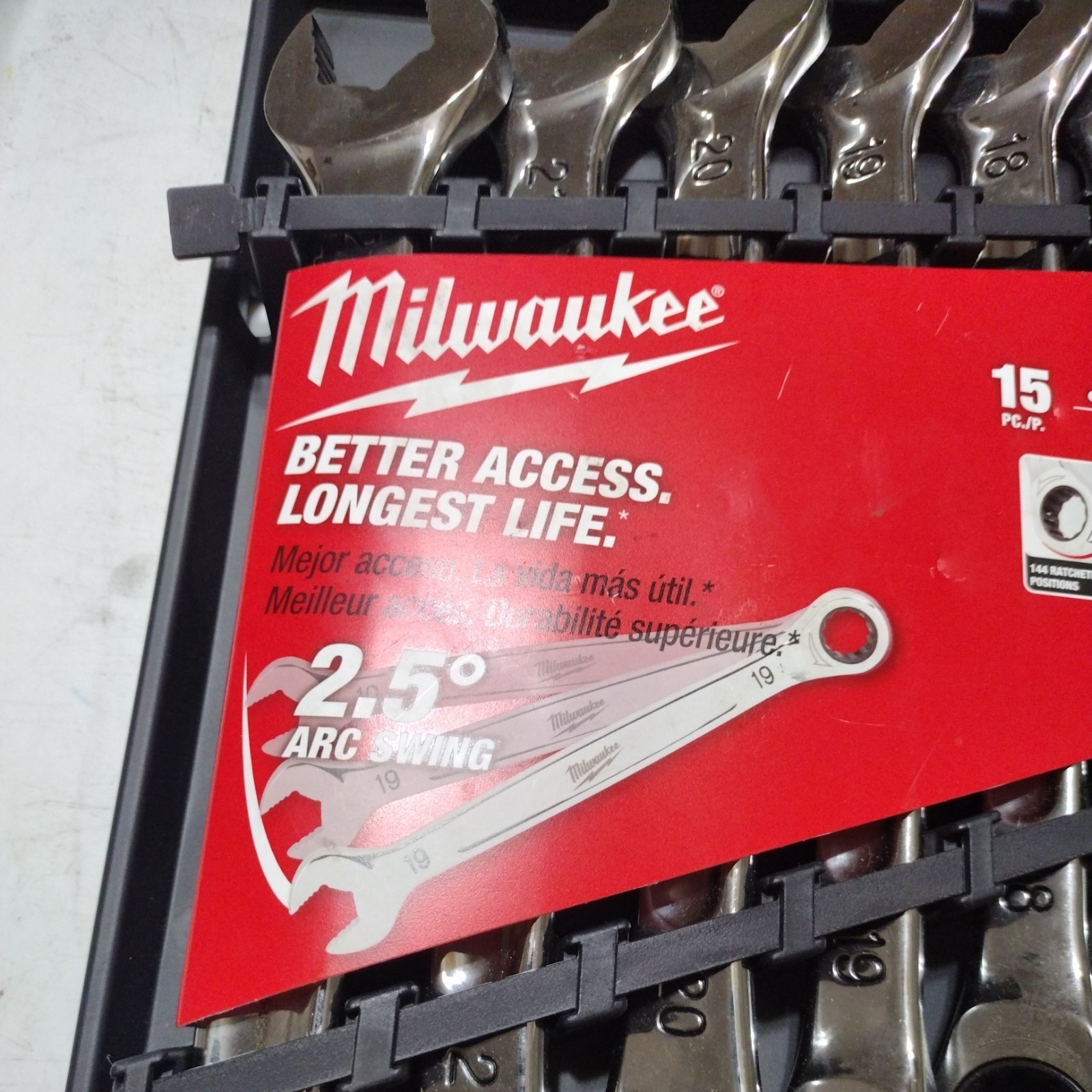 Milwaukee 15pc MAX BITE Metric Ratcheting Combo Wrench Set 8-22mm #48-22-9516