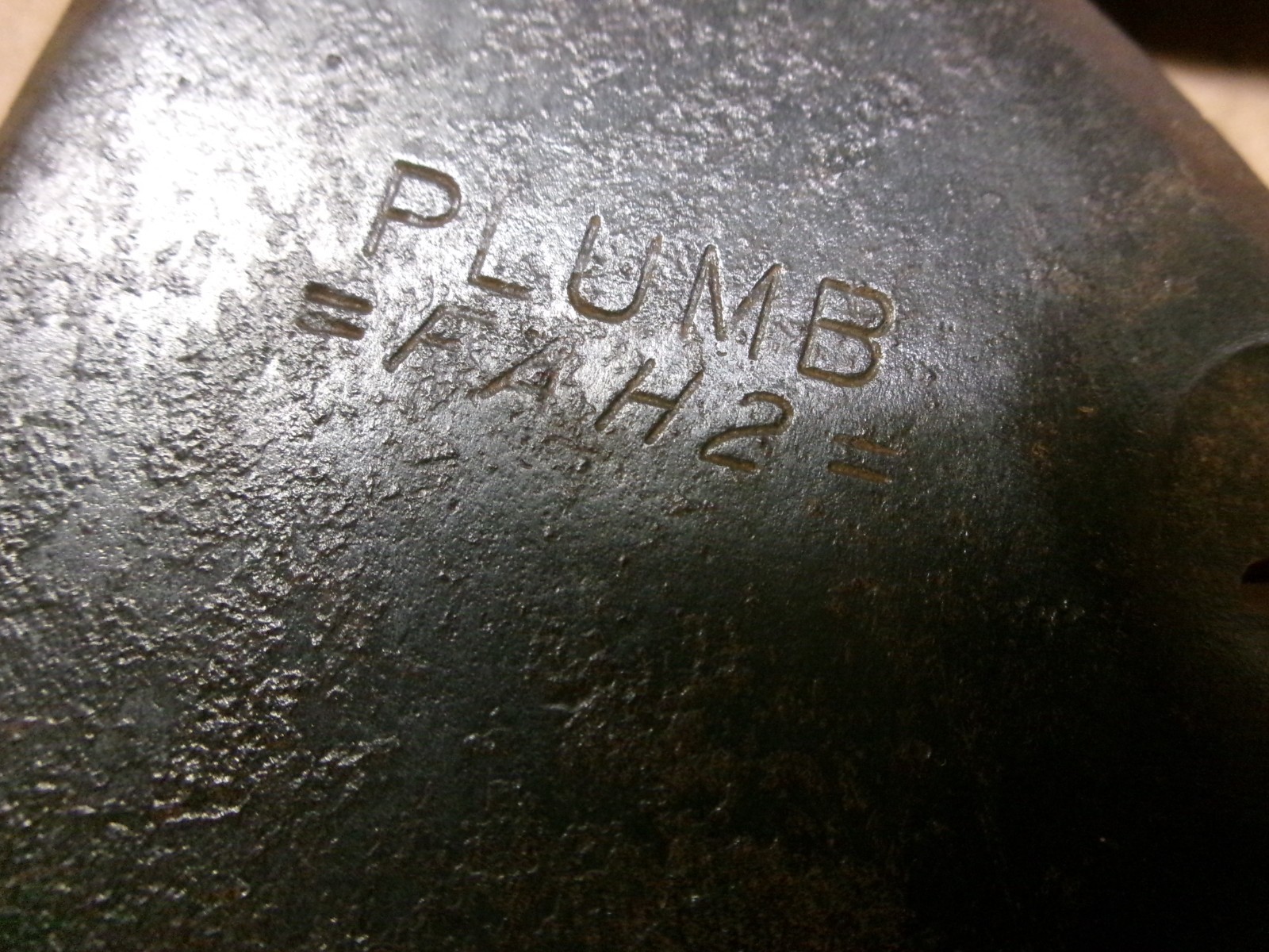 Plumb USA Hatchet Hammer with Non-Breakable Fiber-glass Handle No FAH2