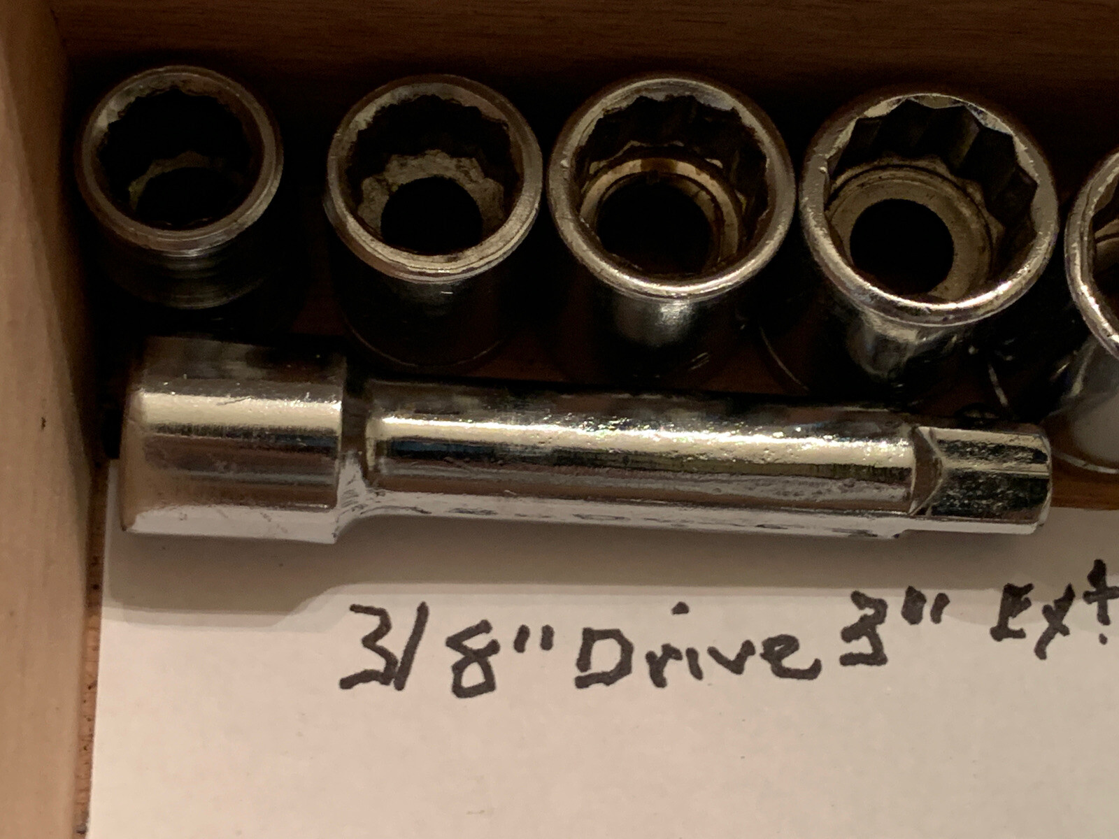 26 Pc 3/8” Drive Ratchet 6 & 12pt Shallow SAE & Metric Socket 3/8”-3/4” & 4-17mm