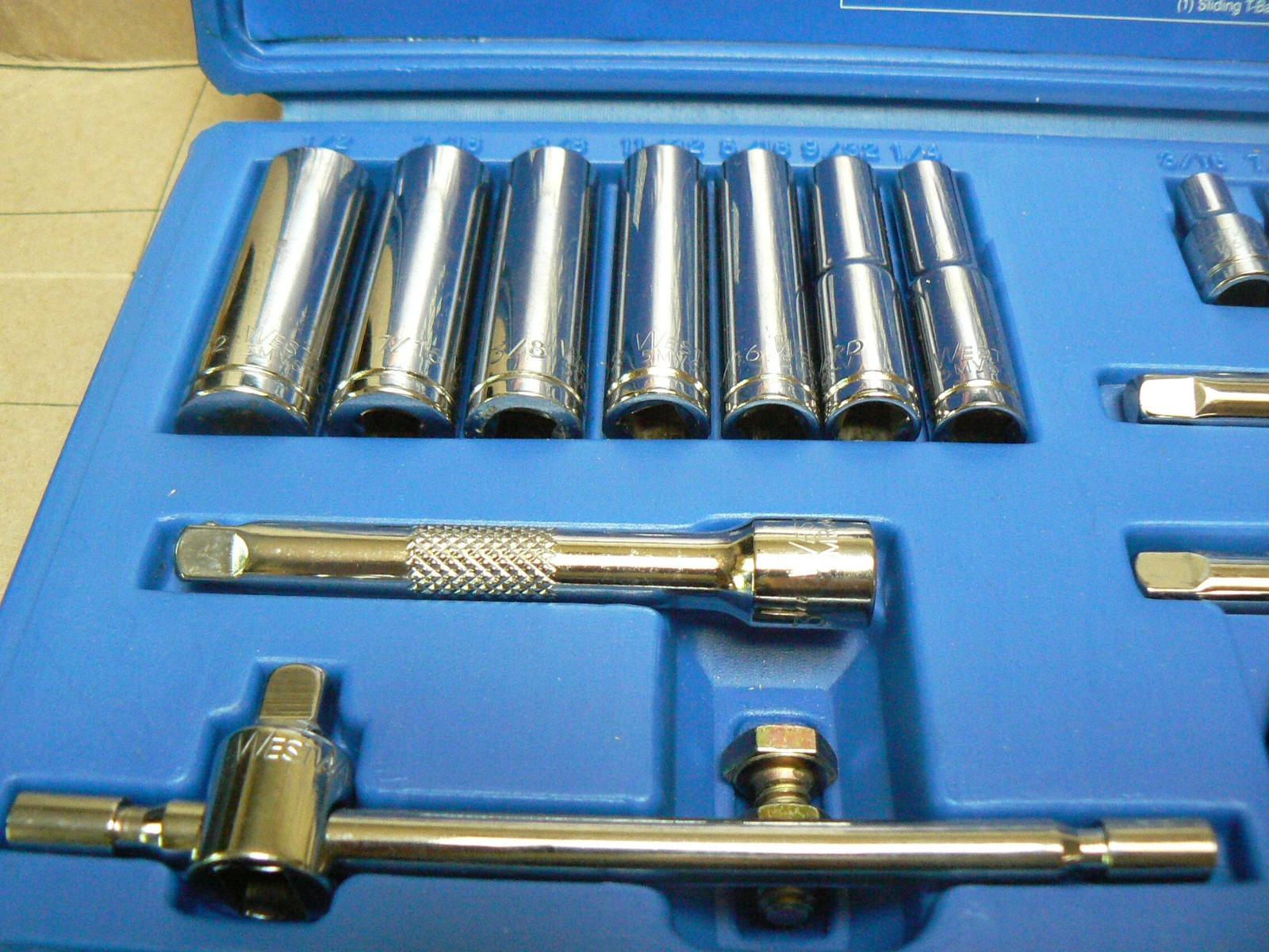 WESTWARD , 4PM01 , 1/4″ Socket Set, SAE., 21 pc. NEW. (M)