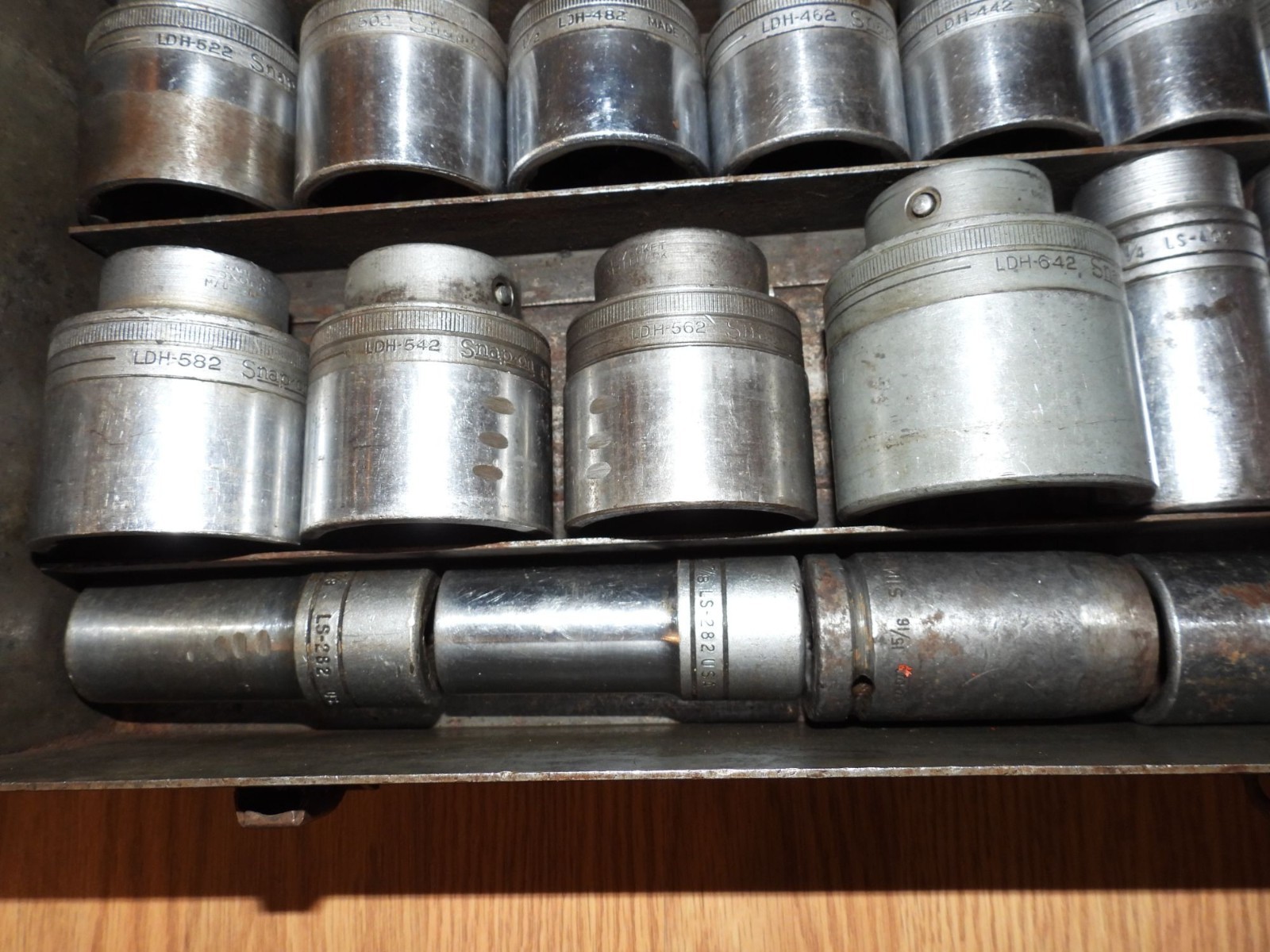 Vintage Snap On 28 Pc 3/4″ 3/4inch Drive Socket Set w/ Dr Metal Box