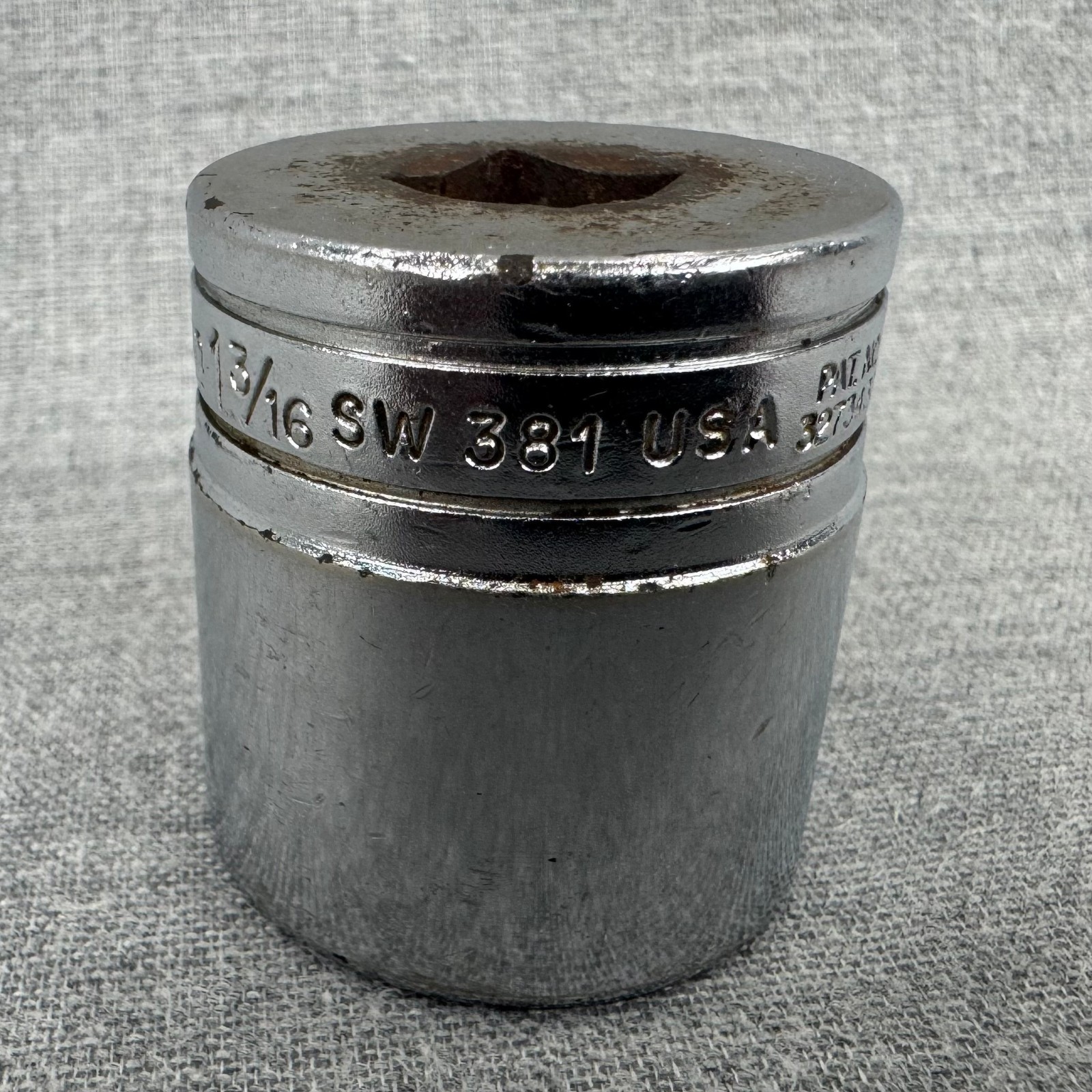 Snap-On Tools SW381 Shallow 1/2″ drive 1-3/16″ SAE Chrome 12 point Socket – USA