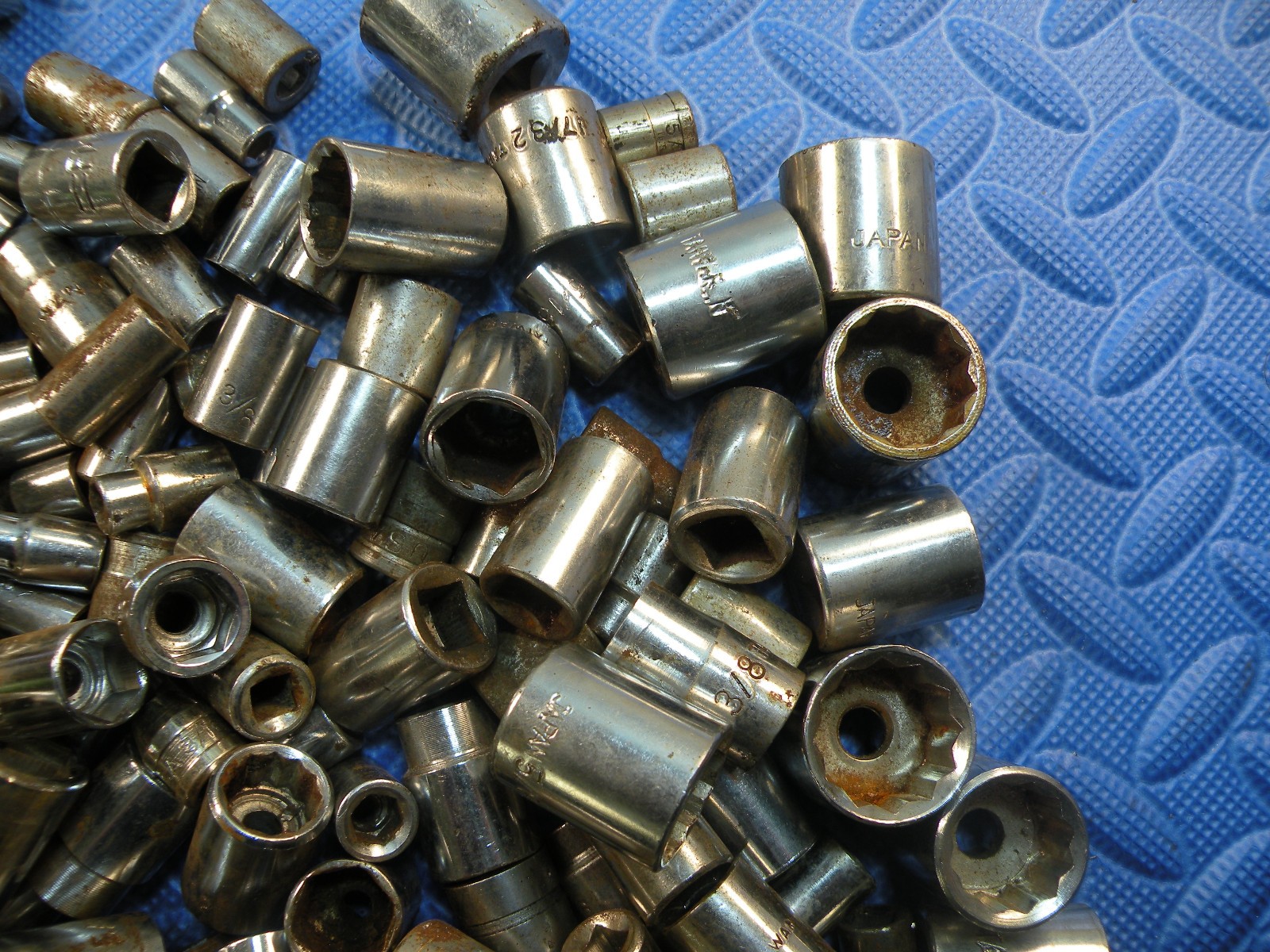 VTG | Lot of 10 LBs Various Sockets of Various Brands – Taiwan, Japan and more!