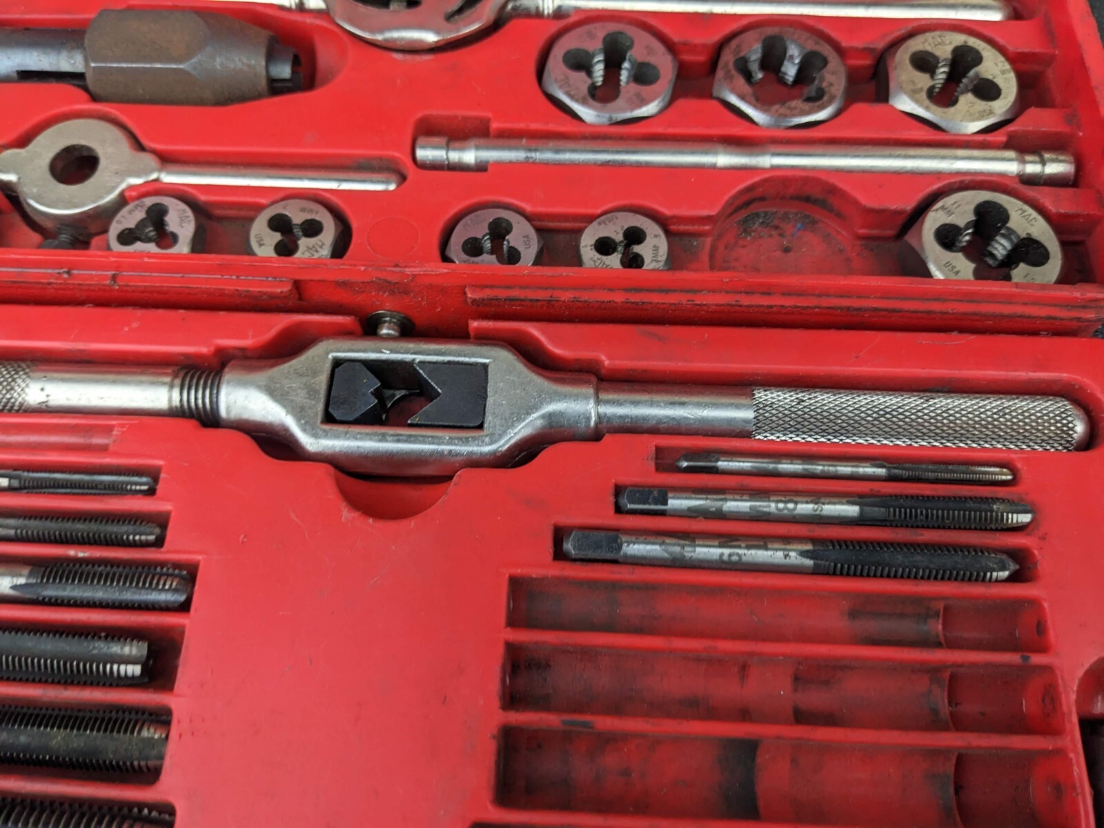 #bi973 Mac Tools 8017TS Metric Tap & Die Set