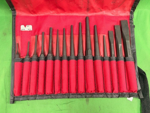 Snap On Tools USA PPC715BK 16 Piece Punch and Chisel Set (E2)
