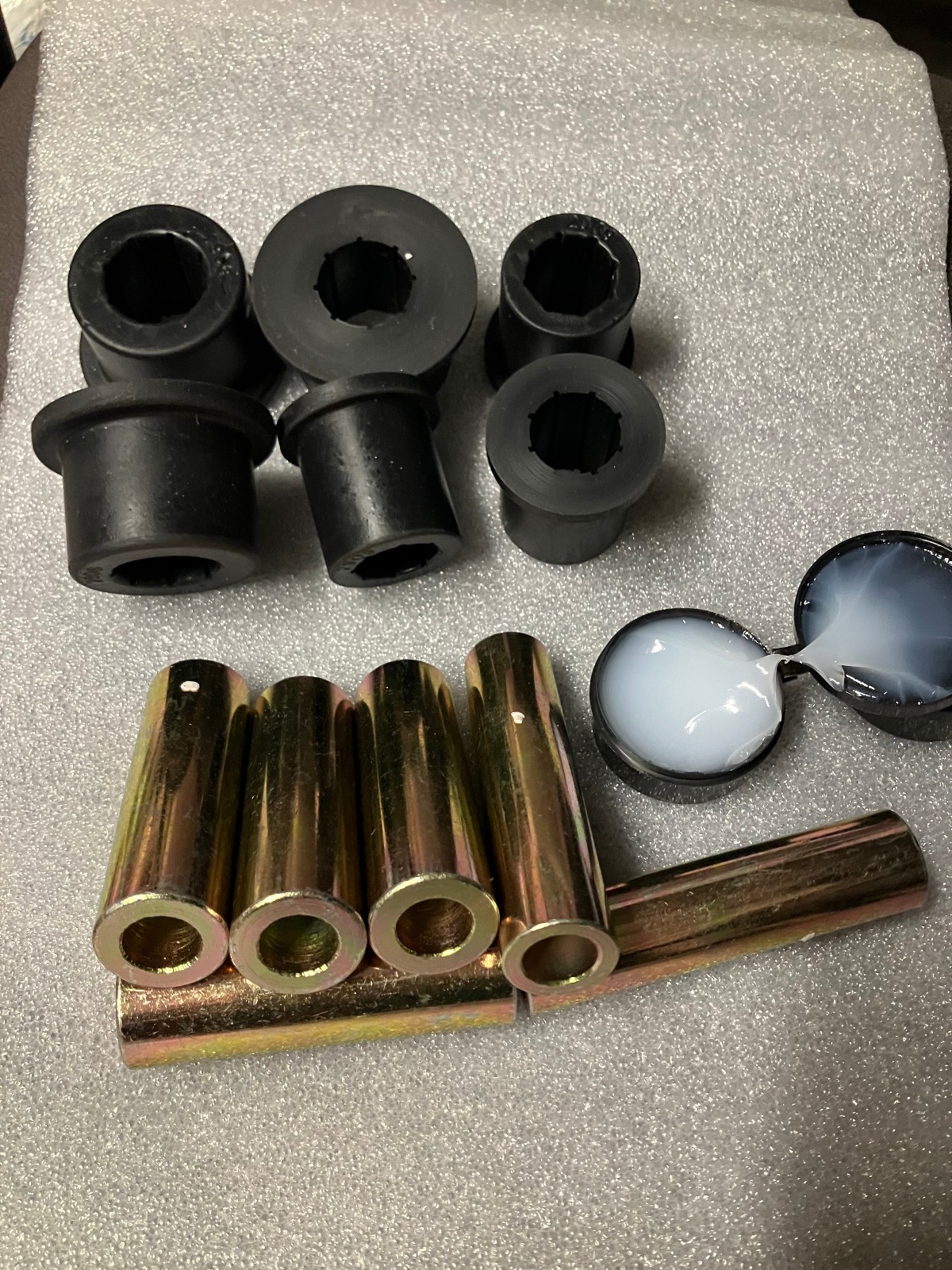 Energy Suspension 5.2118G Rear Leaf Spring Bushings for 03-09 Dodge Ram