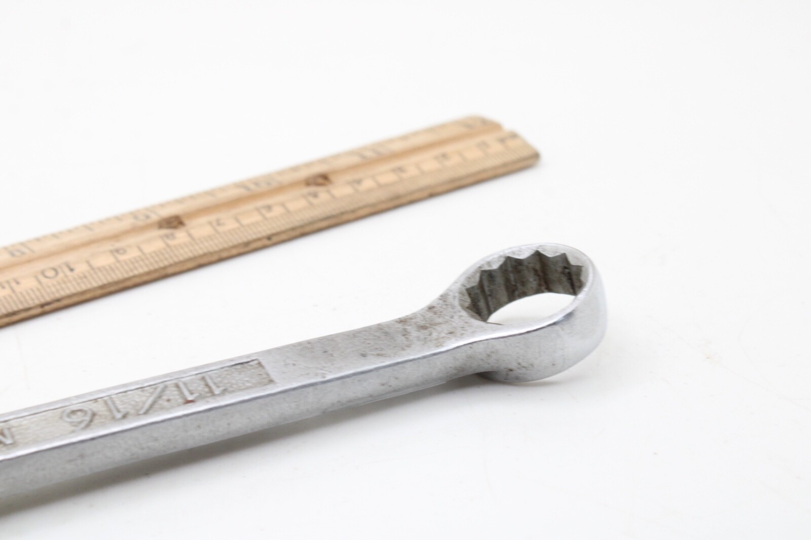 Plomb 1137 25/32″ X 11/16″ 12 Point SAE Box End Wrench 11″ Long USA