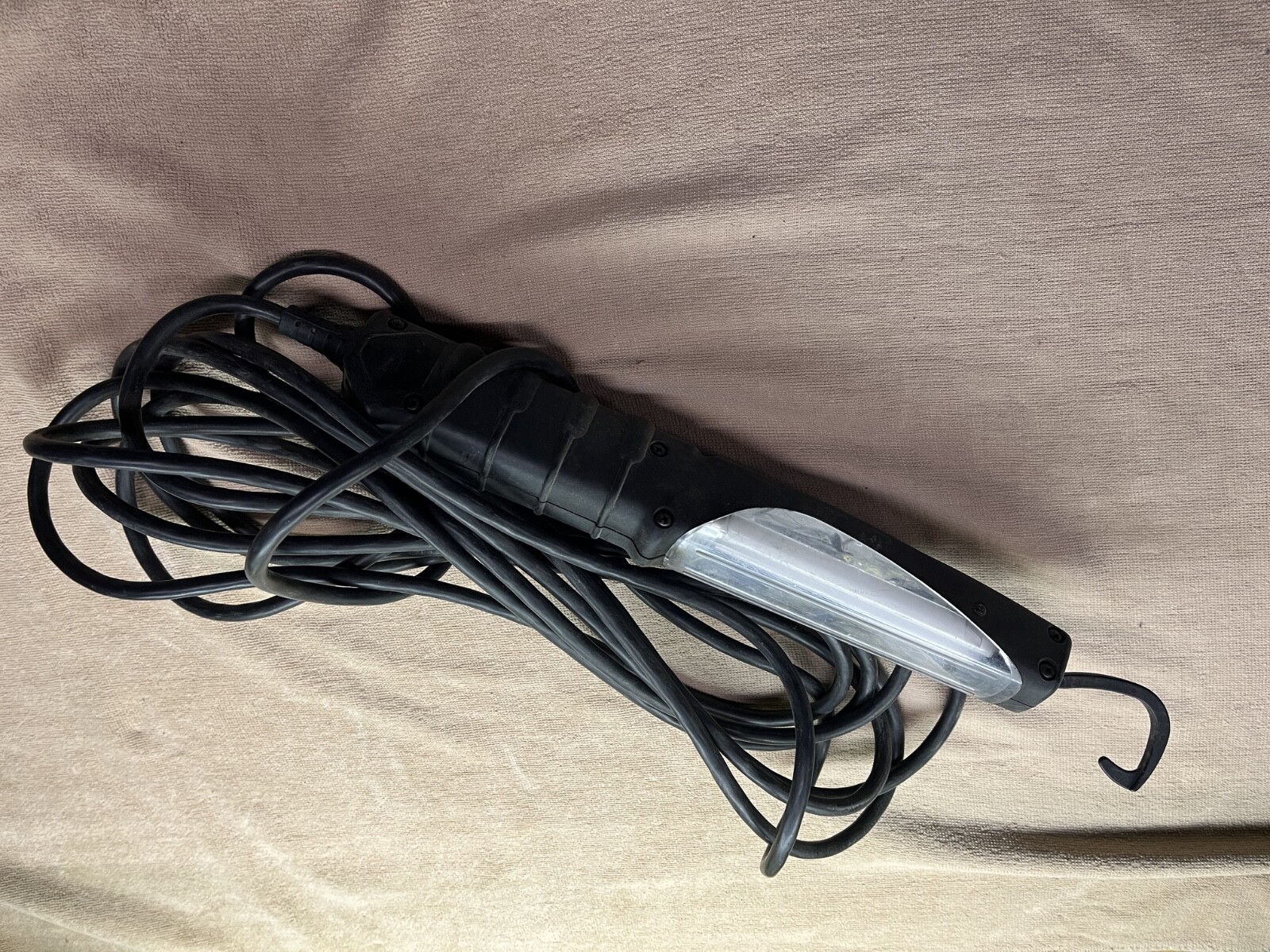 Mac Tools automotive work shop light for cars/trucks/motorcycle etc. great cond.