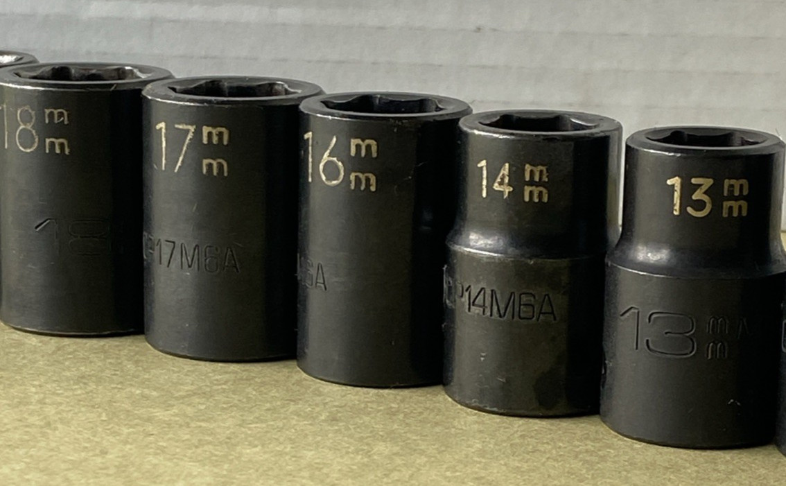 Matco Tools 13-Piece CP Series 1/2″ Drive Metric 6-Point Impact Socket Set USA