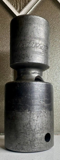 Snap On 1/2 Drive 6 Point Metric 17mm Flank Drive Shallow Impact Socket IPLM17C