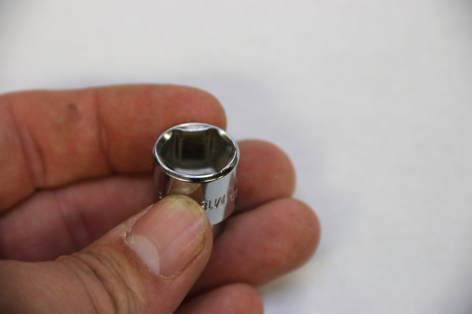 Mac Tools USA 1/4″ Drive 9/16″ 6PT Shallow Chrome Socket M186