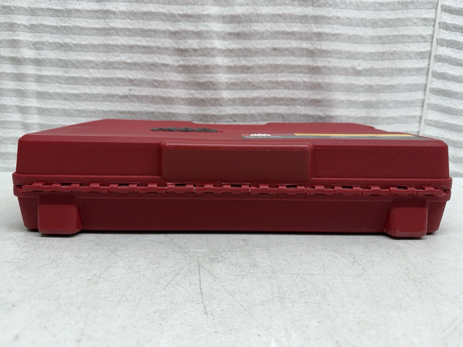 MAC Tools TD76COMBOS-US 76-PC SAE & Metric Tap and Hex Die Set. Retails for $545