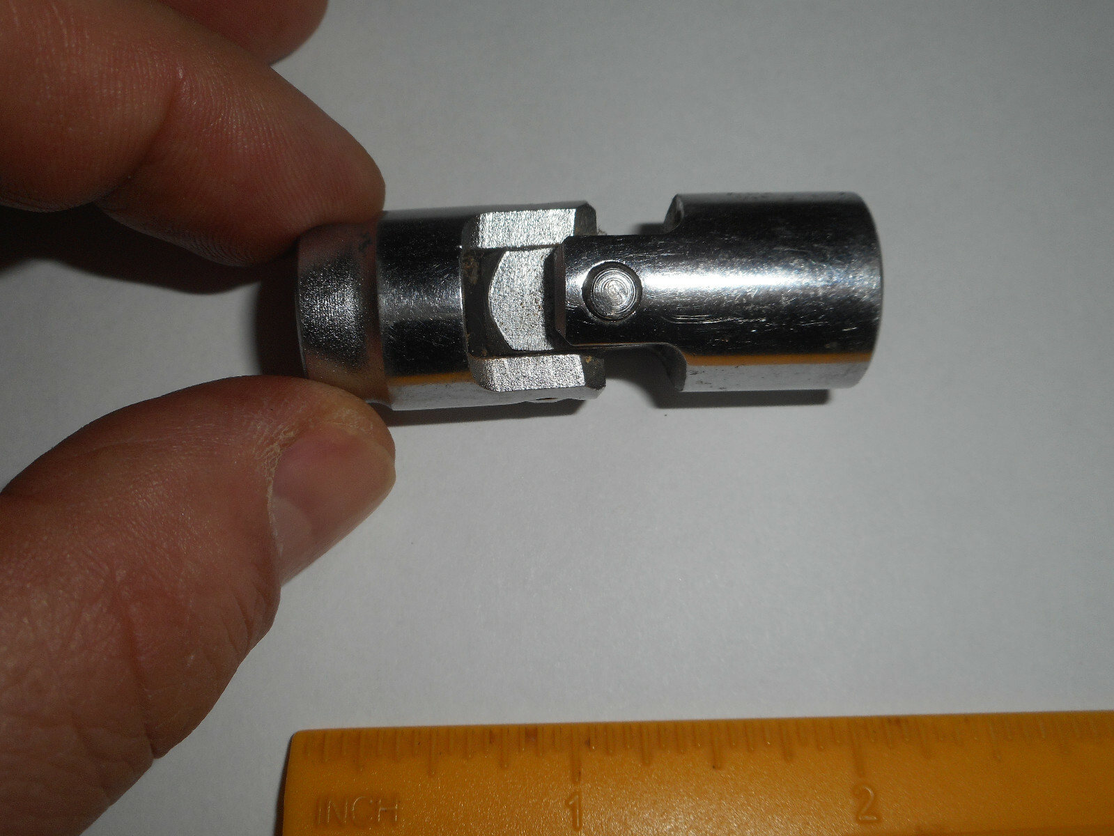 7/16″ Universal Swivel Socket 6 point 3/8″ Drive Chrome SAE
