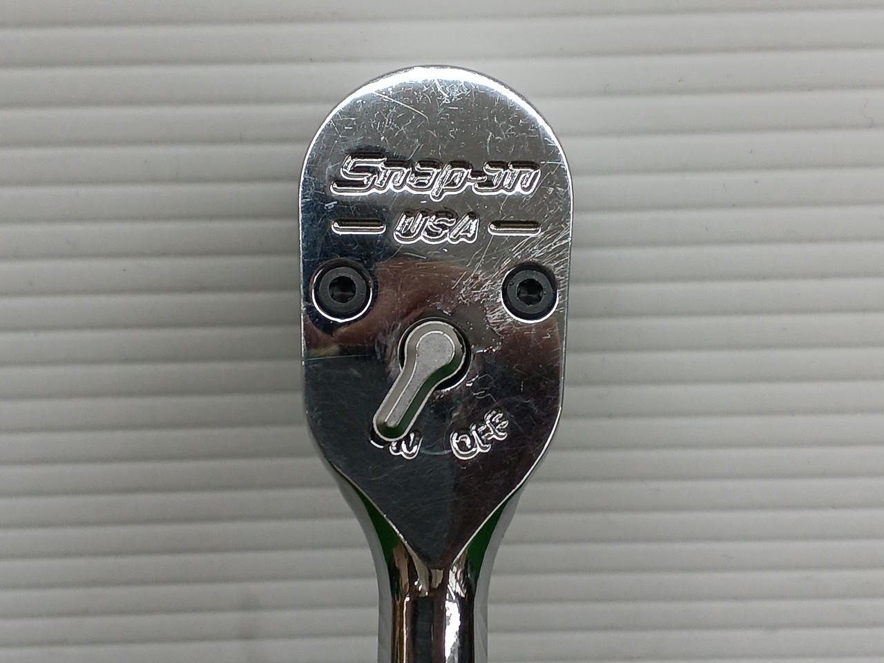 Snap-on FH100 POWER BLUE 3/8″ Drive Cynergy Soft Grip Fixed Ratchet [Used]