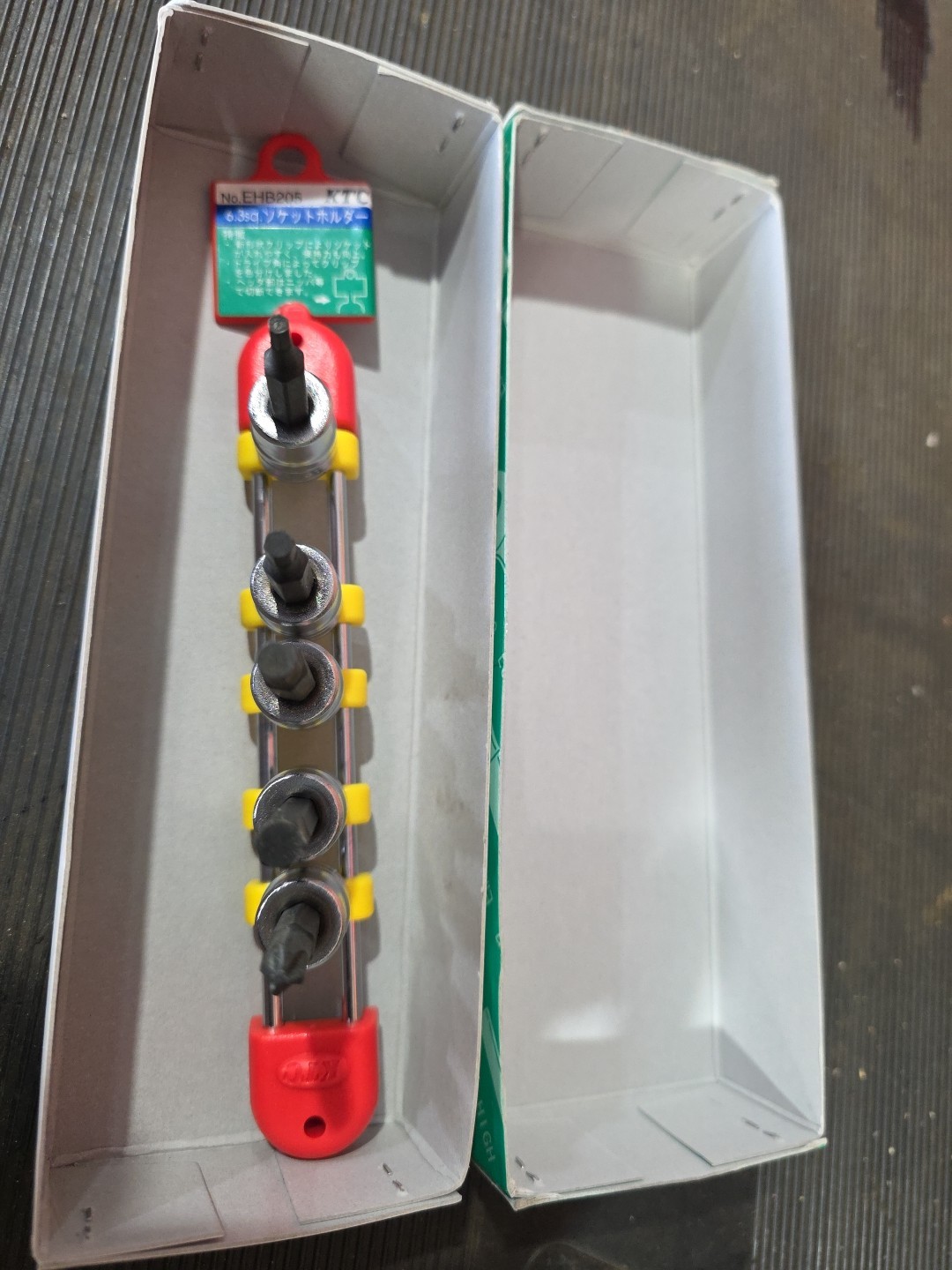 KTC Tools TBT205H 1/4″ drive sockets