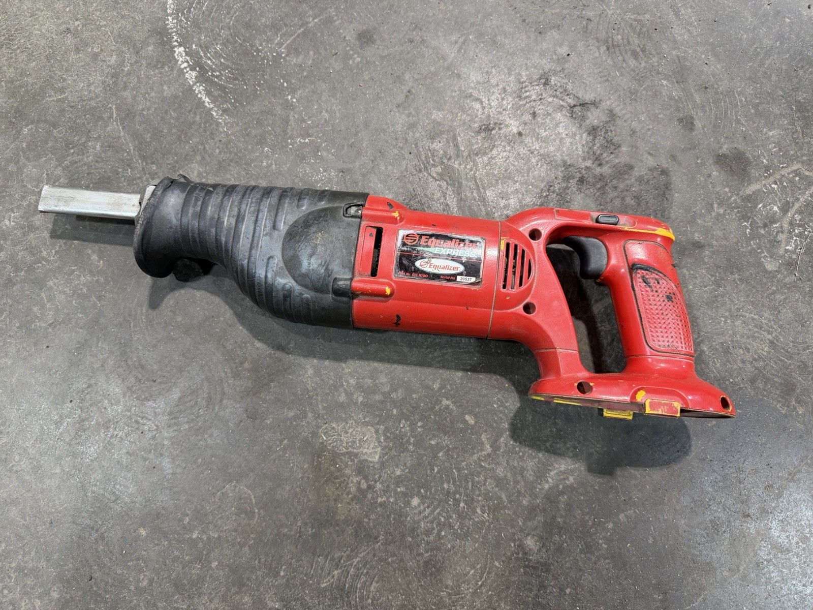 Equalizer Express Cordless Auto Glass Removal Tool DTE-1000 (TOOL ONLY)