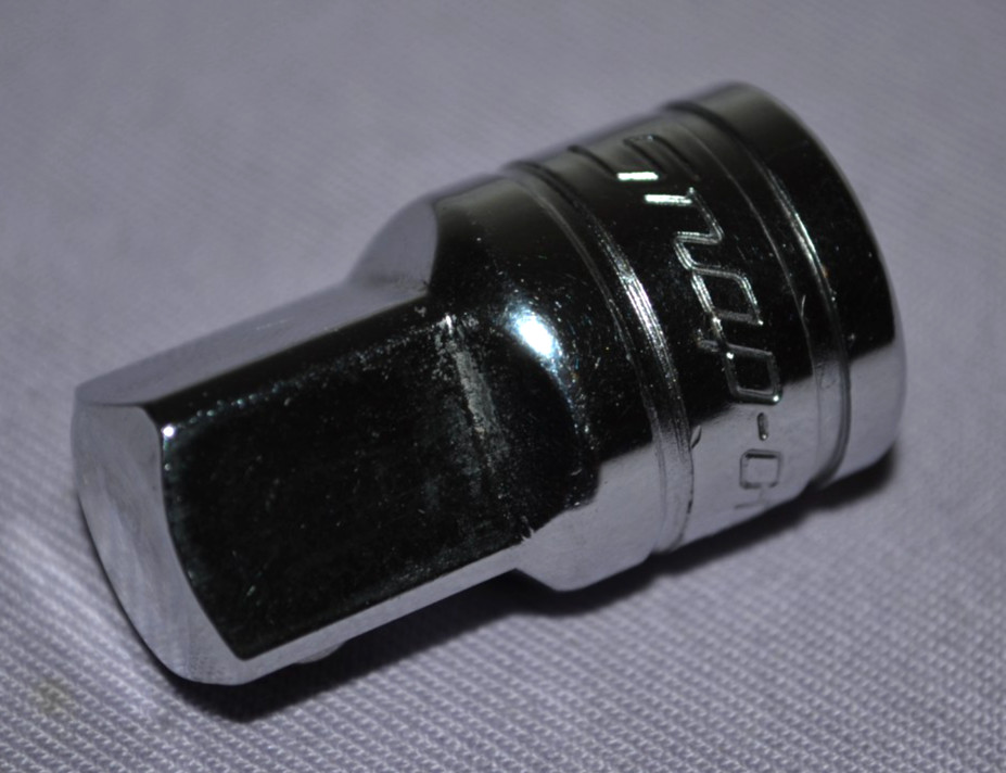 Genuine Snap-On A2A 3/8″ to 1/2″ Drive Chrome Socket Adapter USA — Excellent