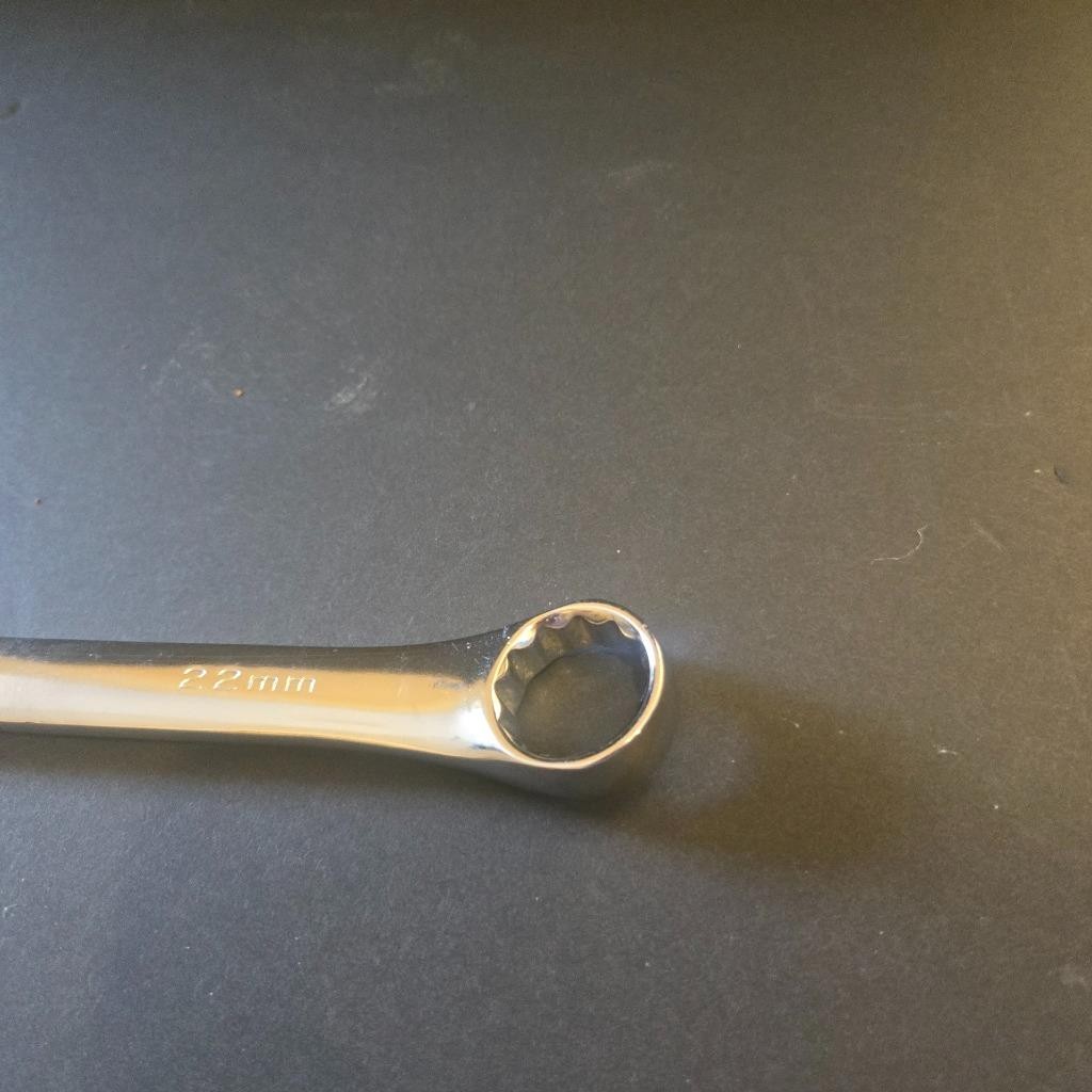 QUALITY S-K SK #88322 22MM METRIC COMBINATION POLISHED 12 POINT WRENCH