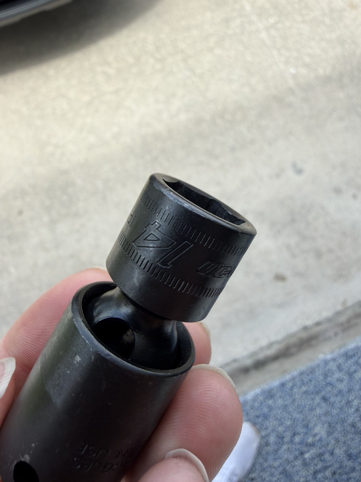 Snap-on Tools USA NEW 3/8″ Drive 6pt Metric 14mm Impact Swivel Socket IPFM14C