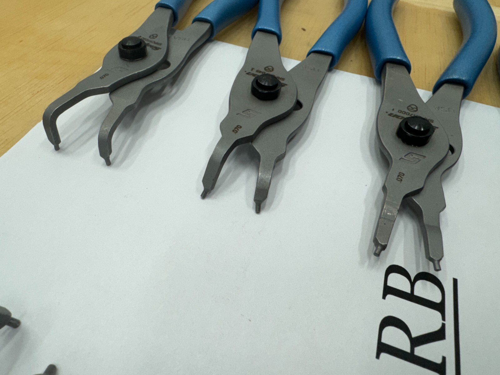 Snap-on Tools USA NEW RARE PEARL BLUE 12PC MASTER Snap Ring Plier Set SRPCR112PB