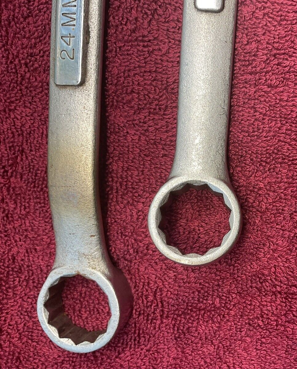 Nice USA Craftsman 42922 -VA- 22MM & 42923 24MMCombo Wrench-NICE