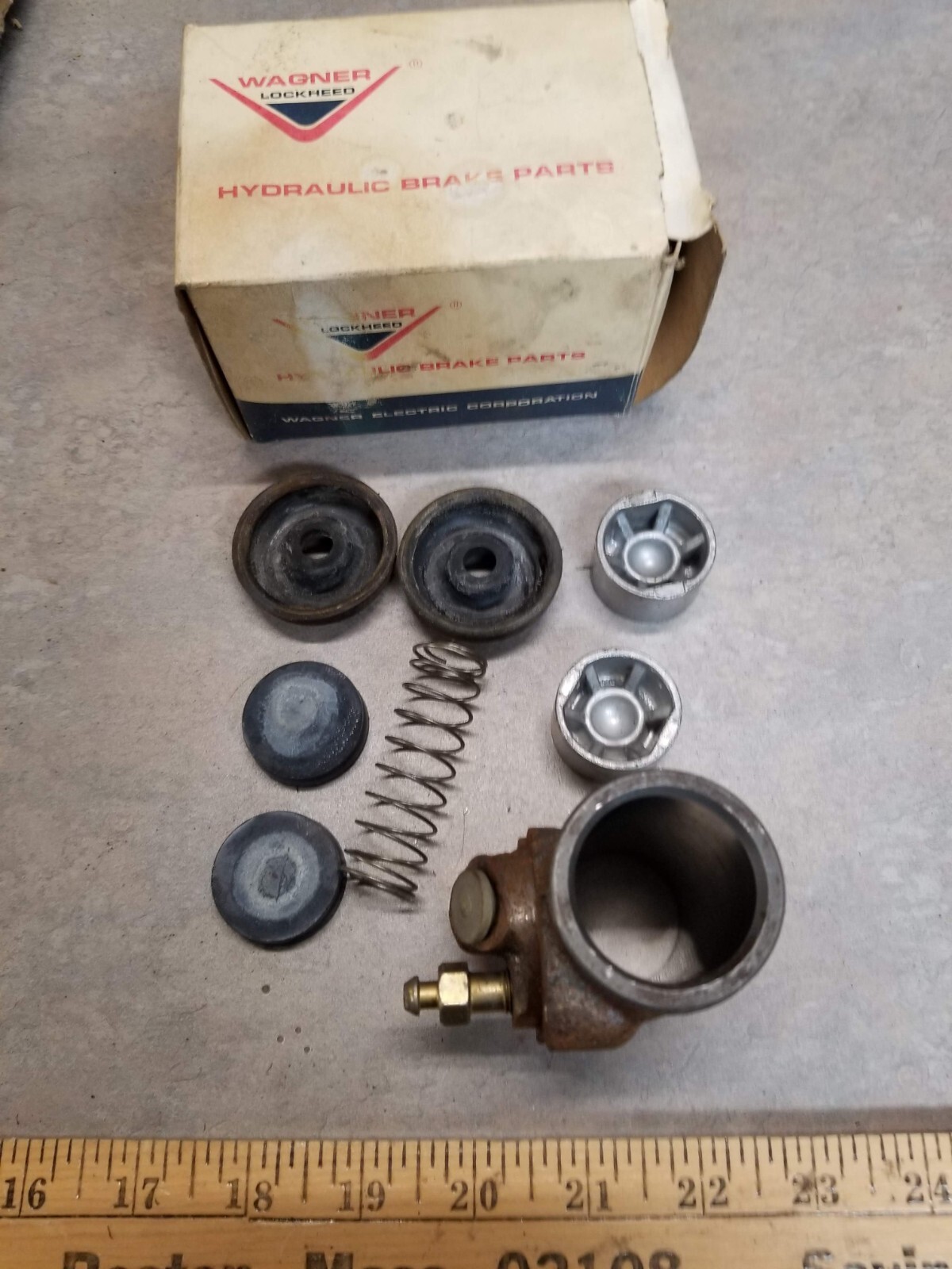 Vintage Wagner Wheel Cylinder F 9344