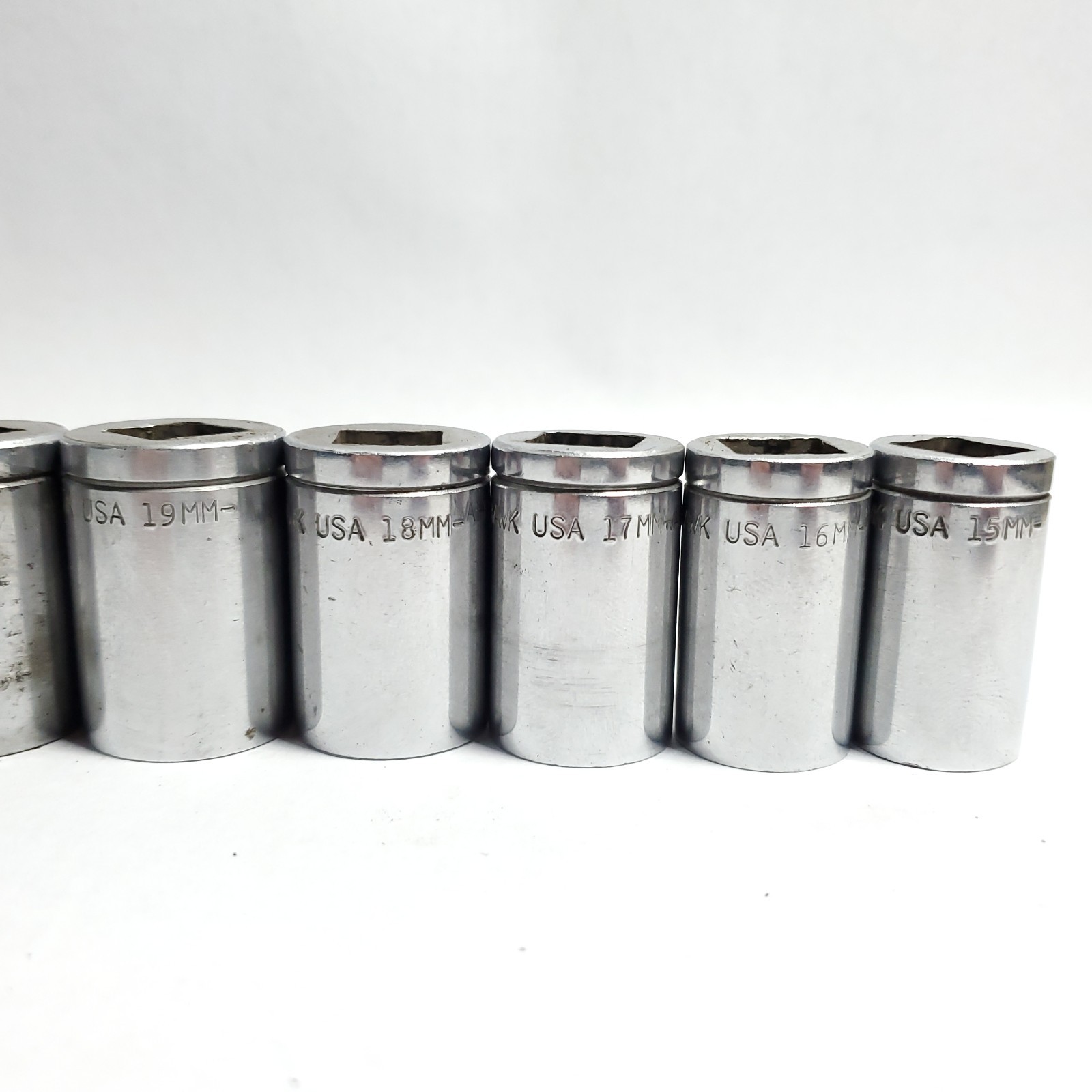 Blackhawk 13 pc. 1/2″ Drive Metric Socket Set 27mm-15mm 42027M-42015M