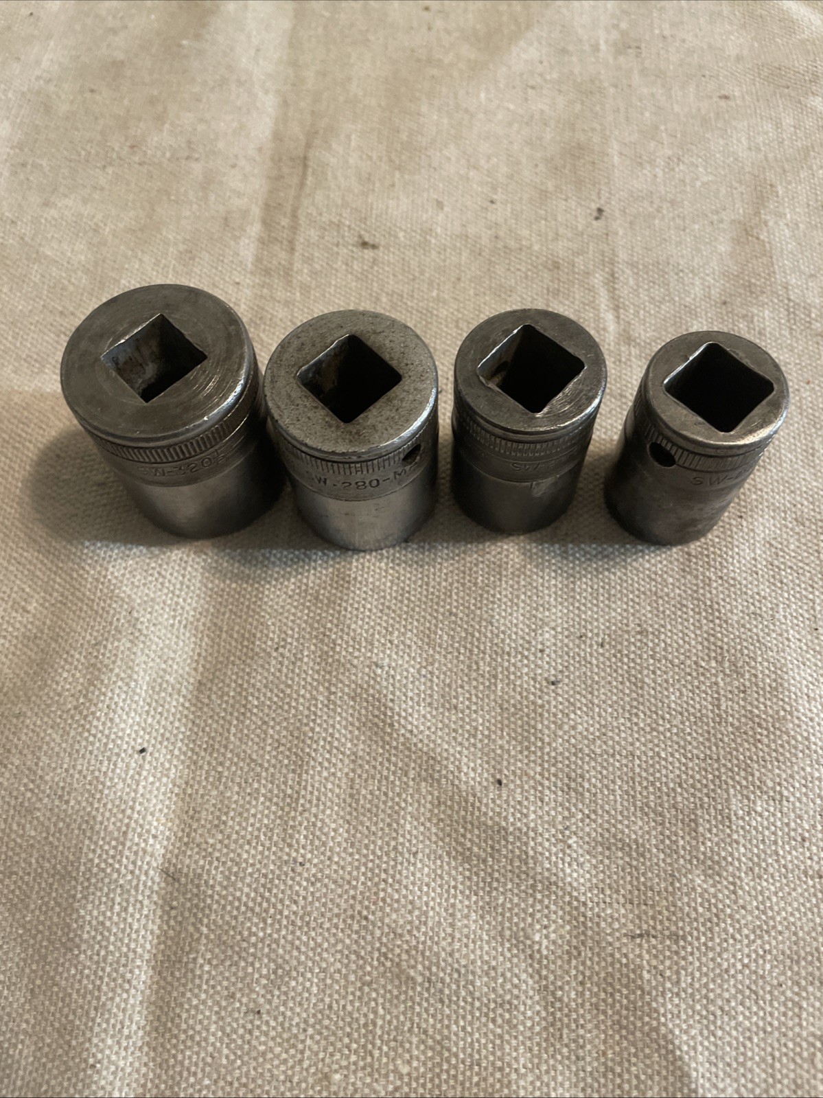 Snap On USA Socket Set 1/2” Drive 12 Point SAE 11/16”-1” Vintage 4pc #B6