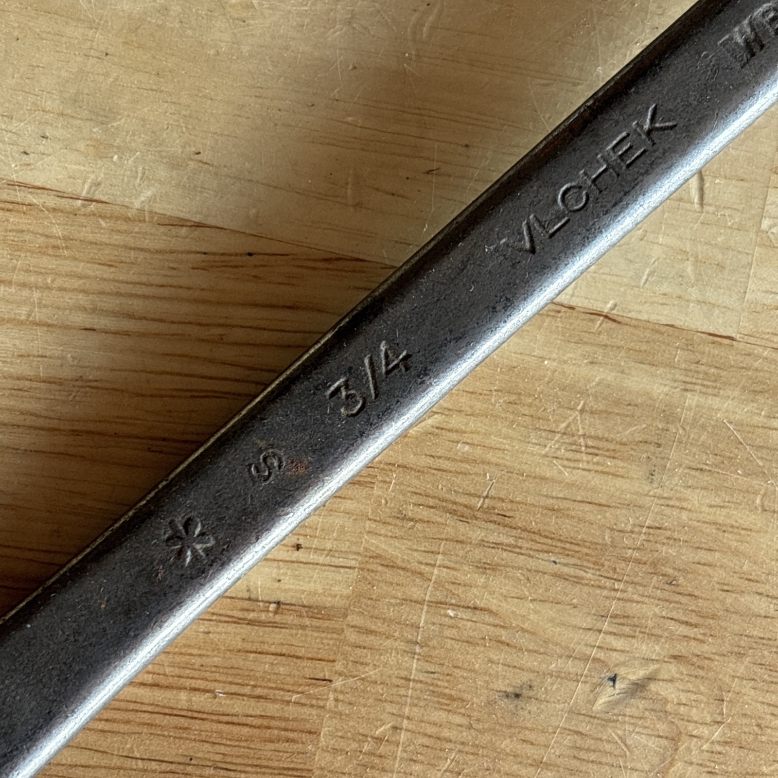 Vlchek Tools 5/8″ x 3/4″ Offset Double Box End Wrench 12 Point WBH2024 Vtg USA
