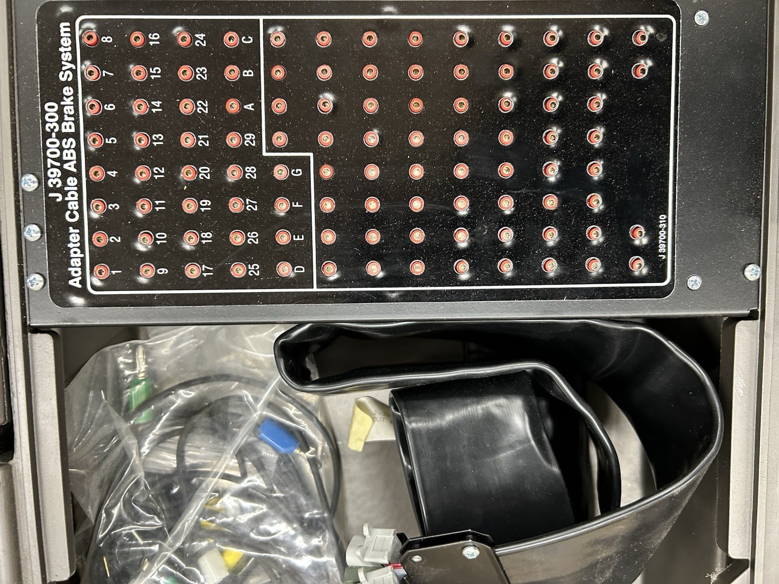 Kent-Moore J-39700 | Break-Out Box