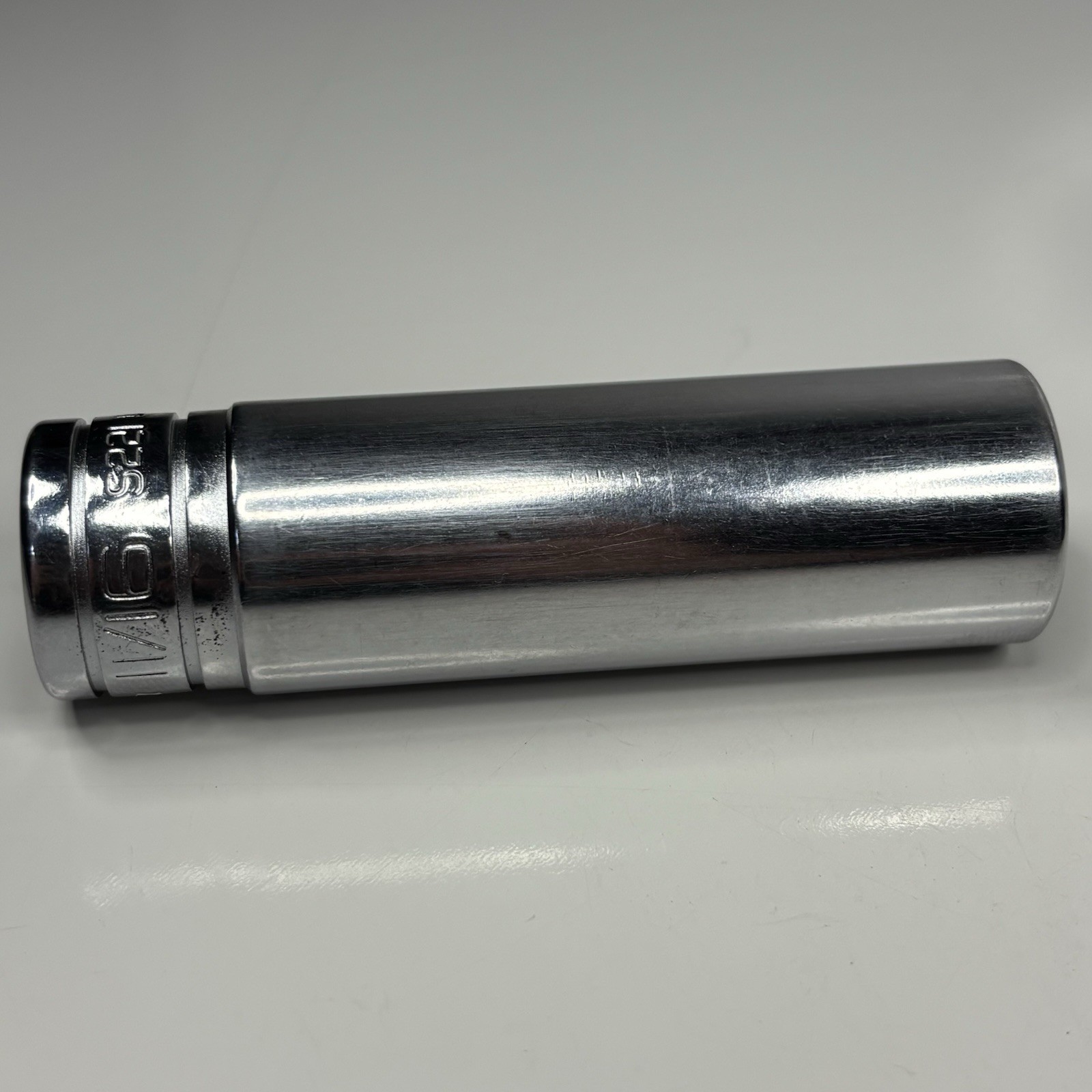 Snap On S221 1/2 Drive 12 Point SAE 11/16 Flank Dr Deep Socket USA VGC 1991