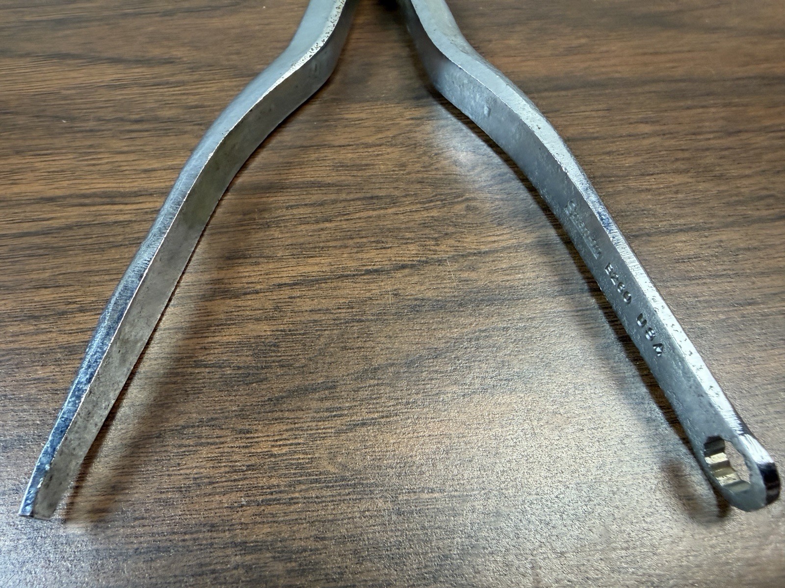 Snap-on Tools B260 Battery Cable Clamp Pliers 7-3/8″ Terminal Spreader Tool USA