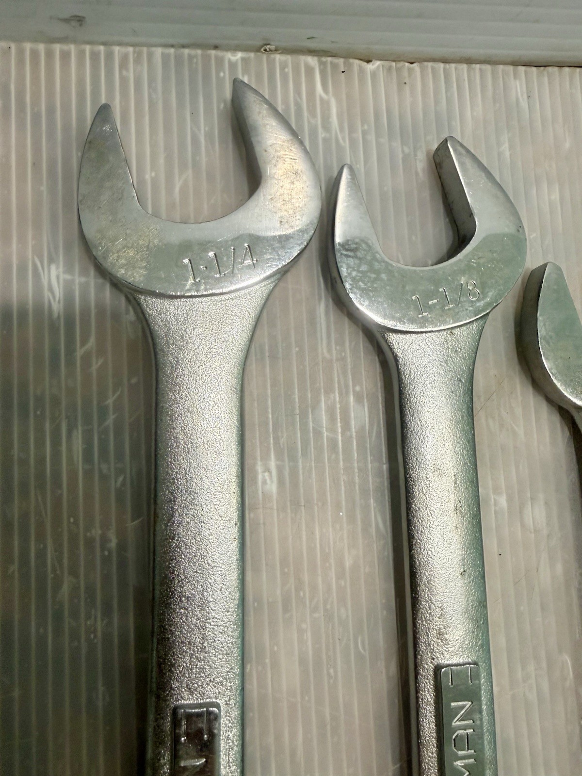 Craftsman USA V Series Wrench Set 12 Piece V-44708 To 44695 SAE 1 1/4 To 1/2