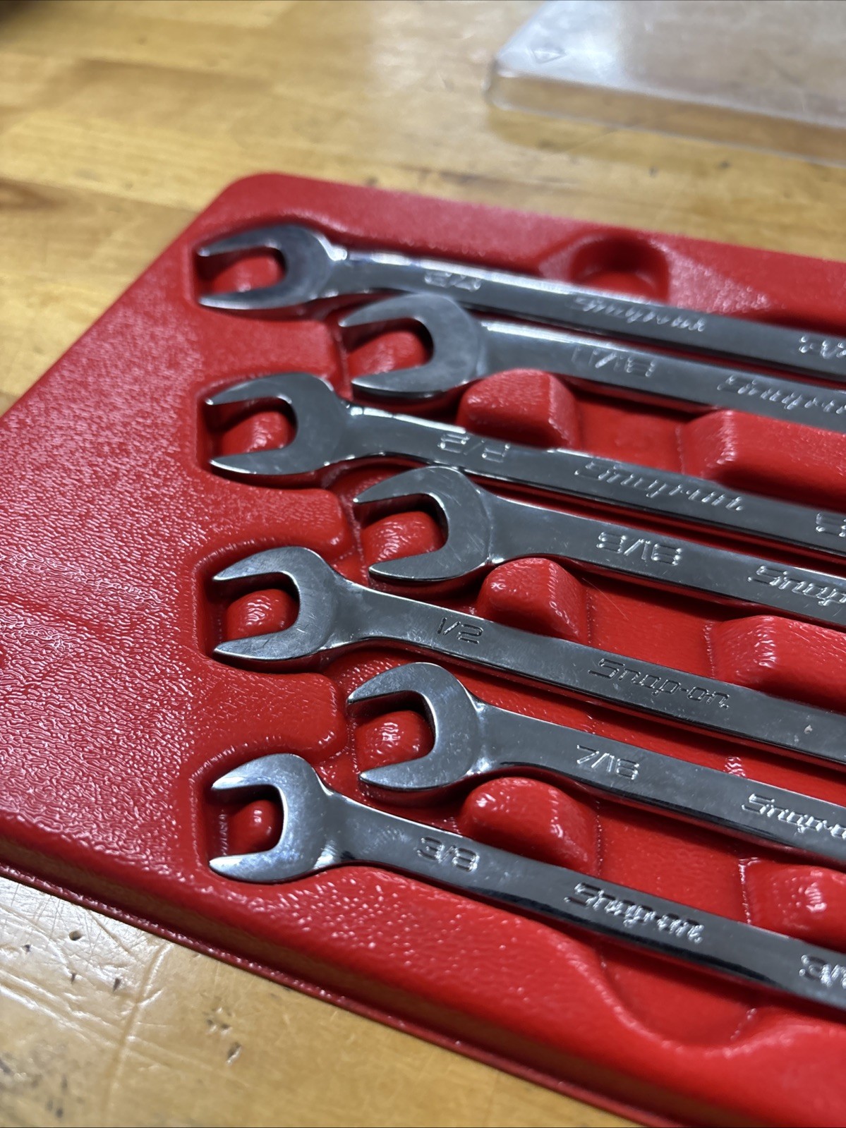 Snap On 7 Piece SAE Four-Way Angle Head Open-End Wrench Set VS807B