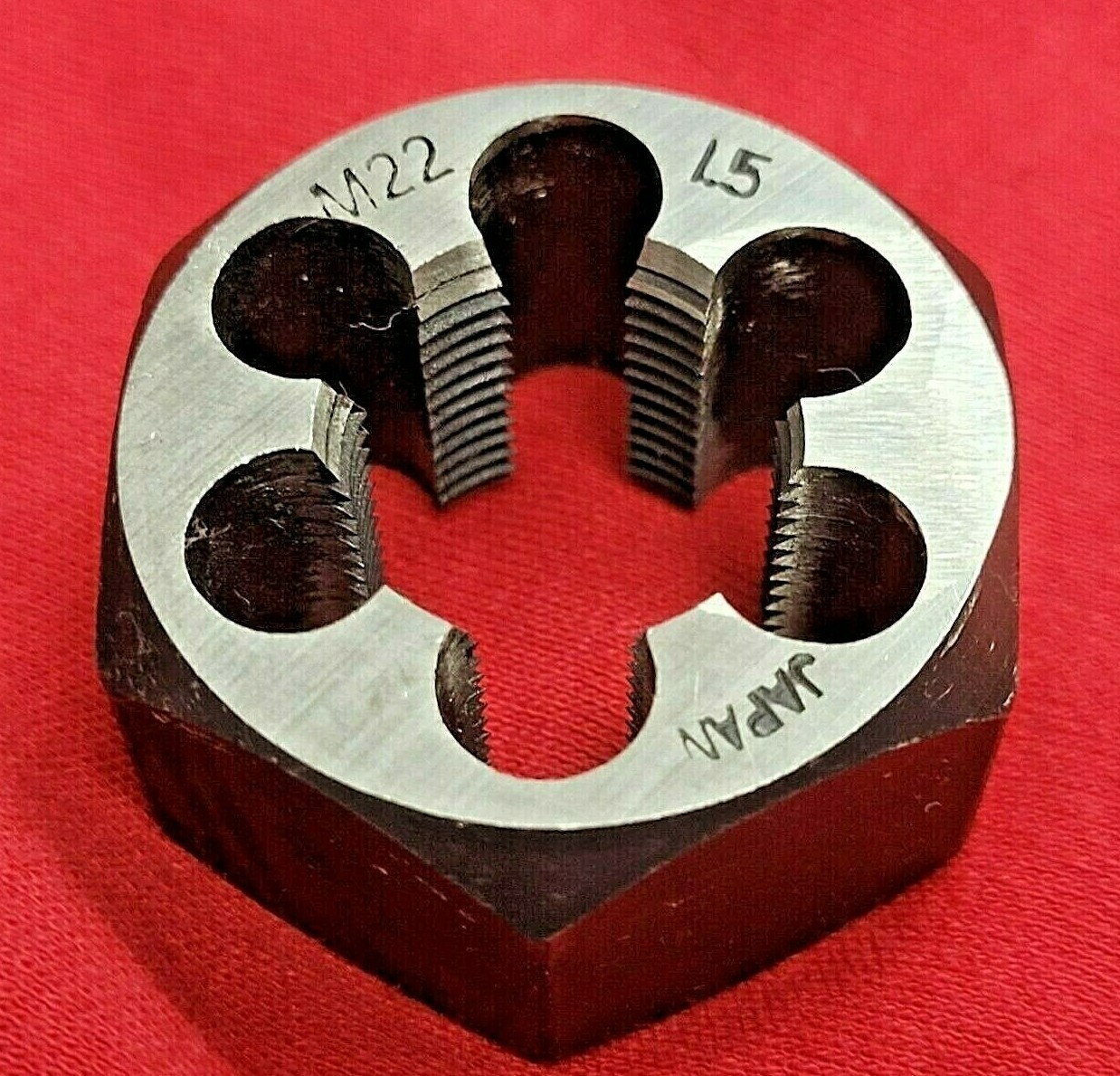 M22 X 1.5 22MM RH Metric 1.6″ Hex Rethread Die MHD70777