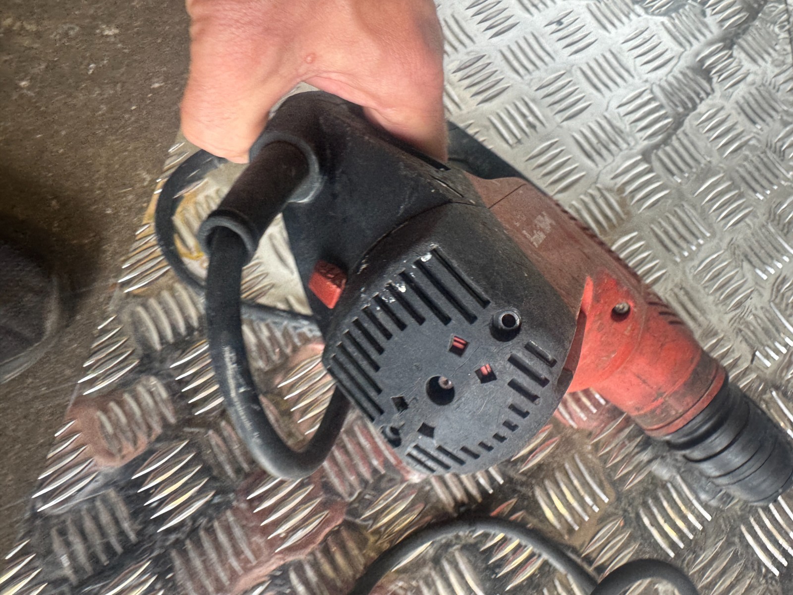 ⭐HILTI TE7 ROTARY HAMMER FAULTY SPARES/REPAIRS FREE POSTAGE 110V ⭐