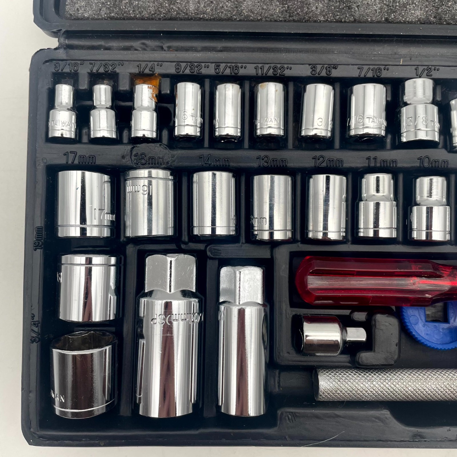 SAE Metric Multi Purpose Socket Set Chrome Vanadium with Carrying Case (40-Pcs)