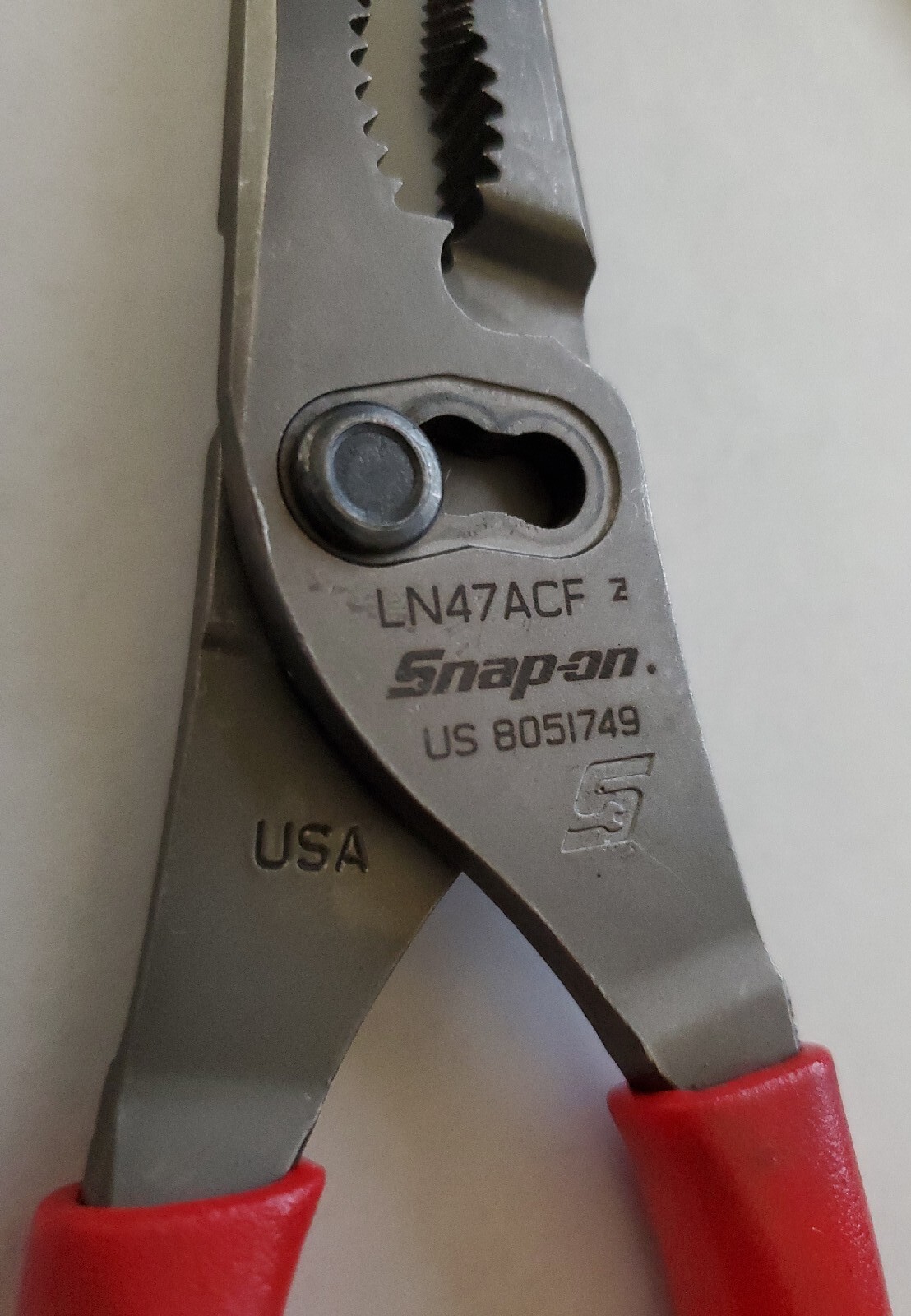 Snap On Tools 9″ Long Nose Pliers 3 Slip Joint Talon Grip 57% More Power RED NEW