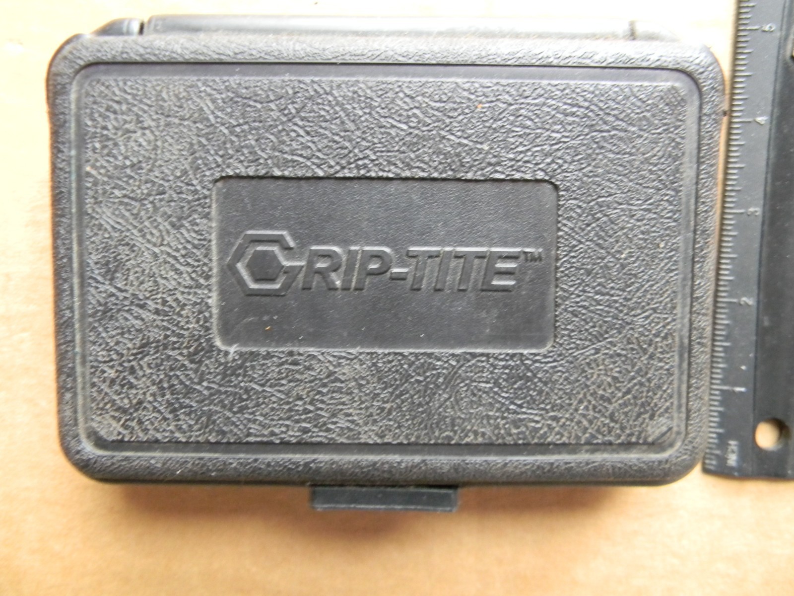 3/8 Socket Set 7 Piece Set 7/16 1/2 9/16-13/16 Mixed Brands with Grip-Tite Case