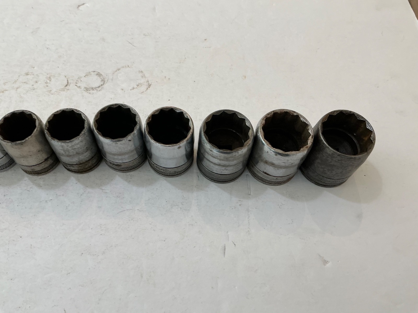 Vtg S-K 14 pc 1/2″ drive knurled/tapered socket set 12 pt SAE 7/16″-1 1/8” USA