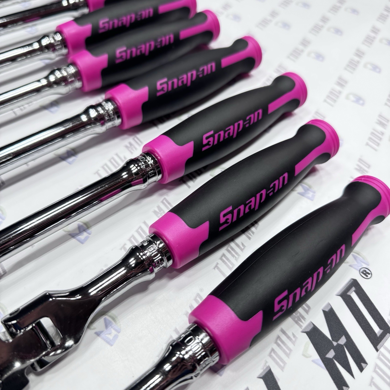 Snap-on Tools USA NEW ELECTRIC PINK 9pc 3/8″ Drive 100 Tooth Cynergy Ratchet Set