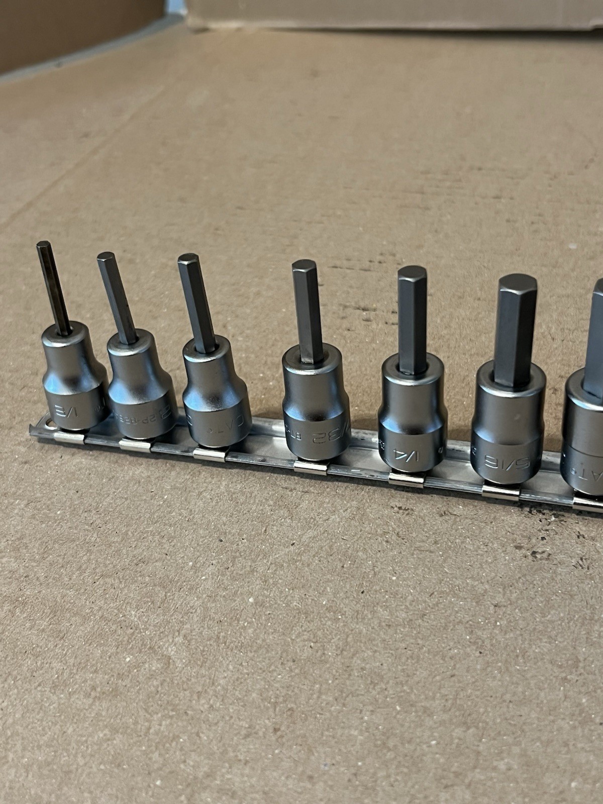 CAT/ Snap-On 10 Piece SAE Hex Bit Socket Driver Set 1/8”-5/8” (3/8 And 1/2 Drive